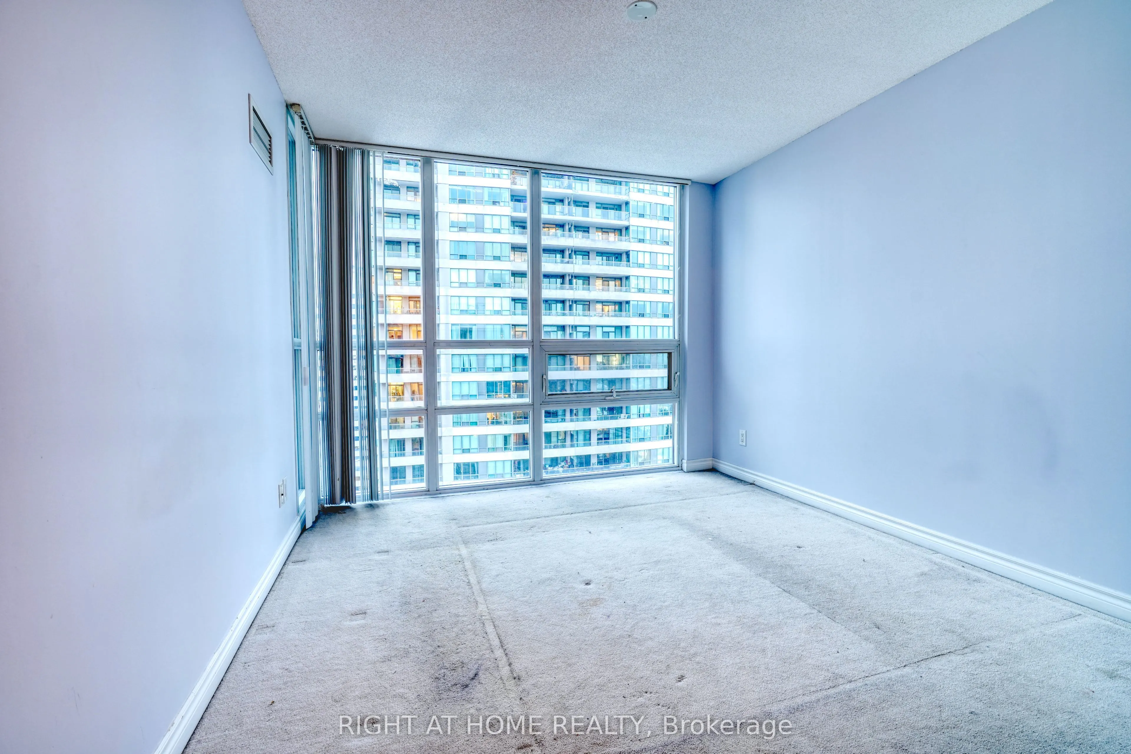 35 Hollywood Avenue, #Ph215