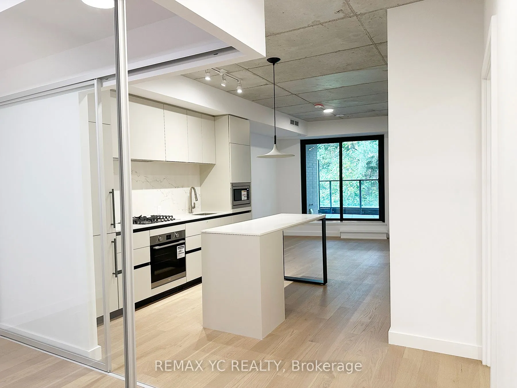 1720 Bayview Avenue, #214