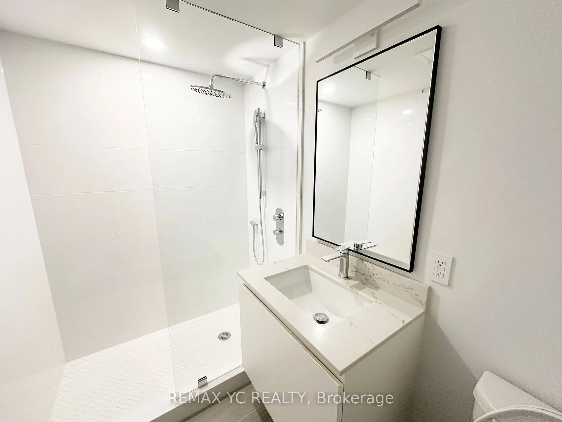 1720 Bayview Avenue, #214