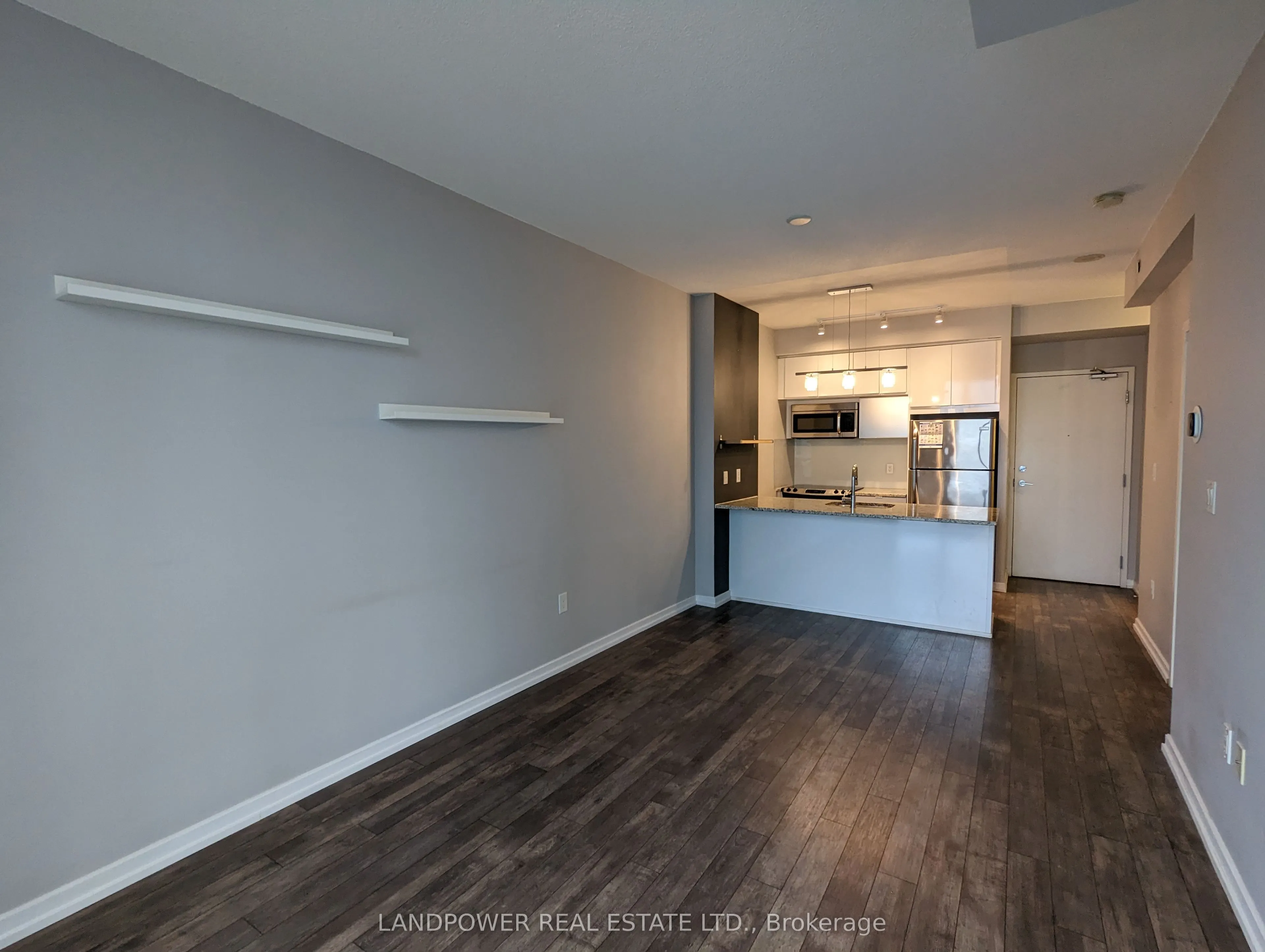 62 Forest Manor Road, #902