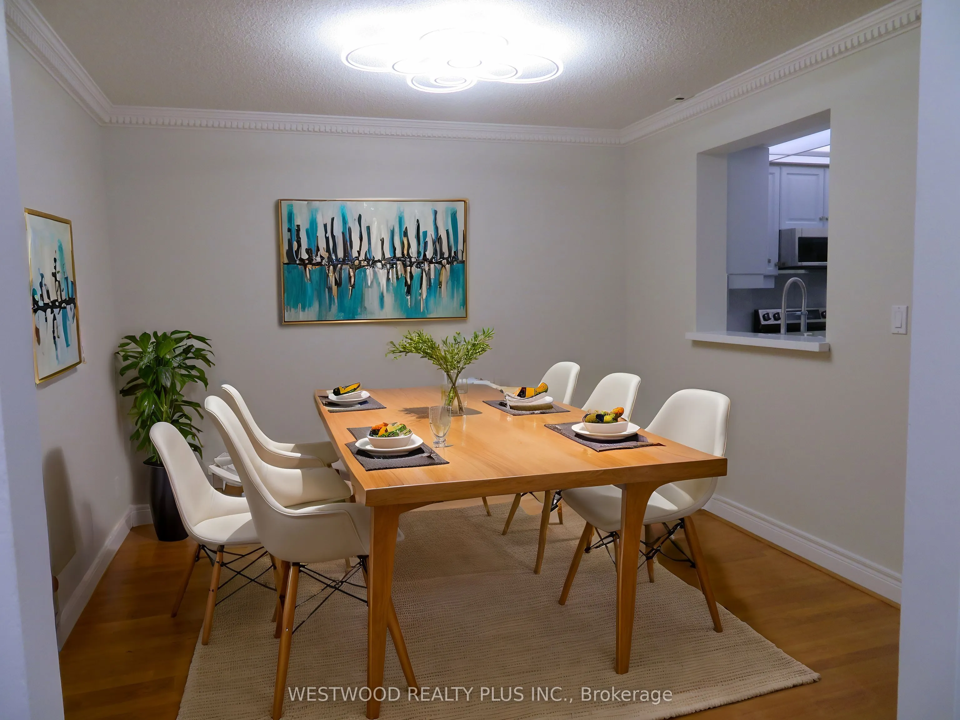 5418 Yonge Street, #Th125