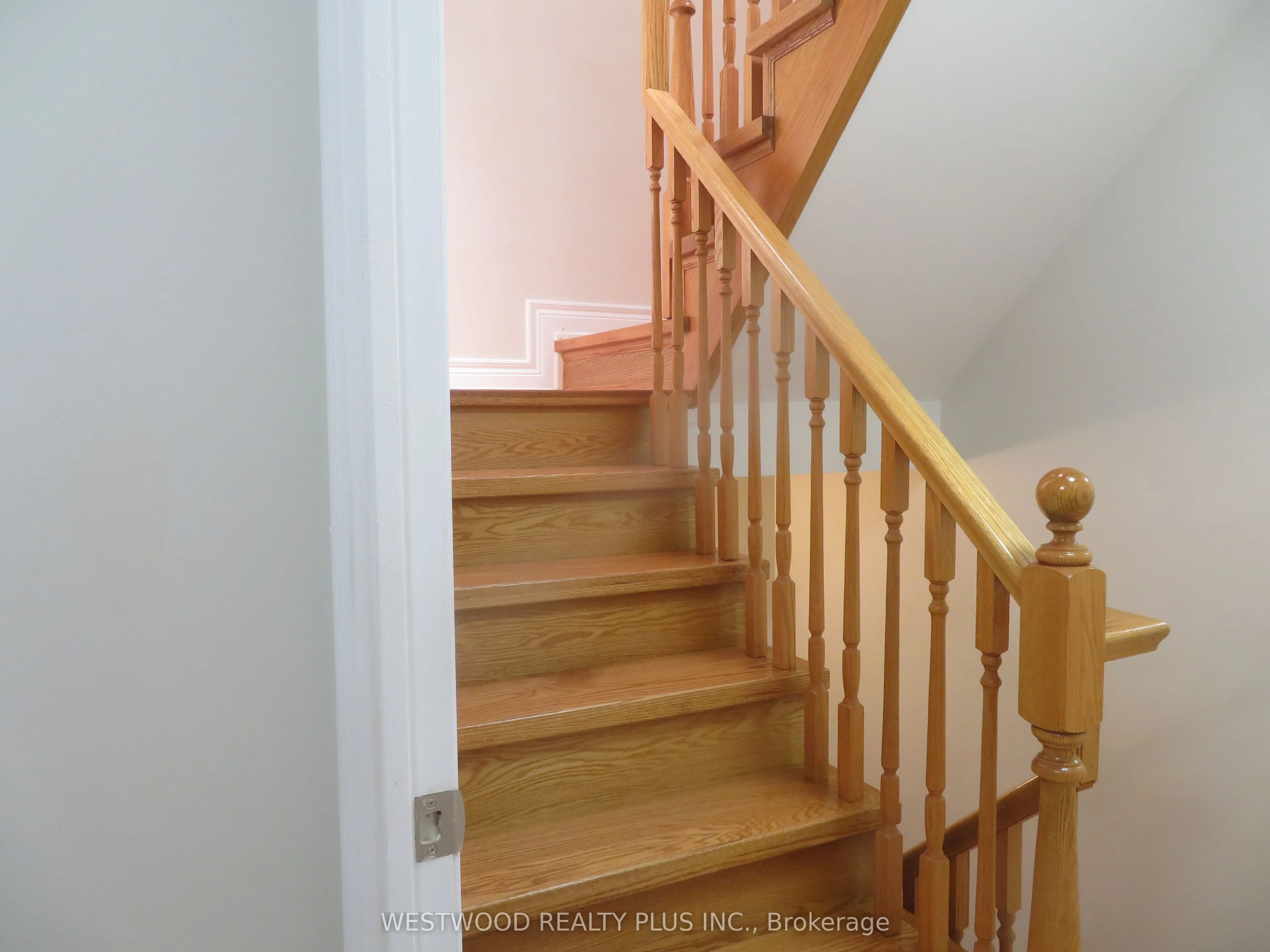 5418 Yonge Street, #Th125