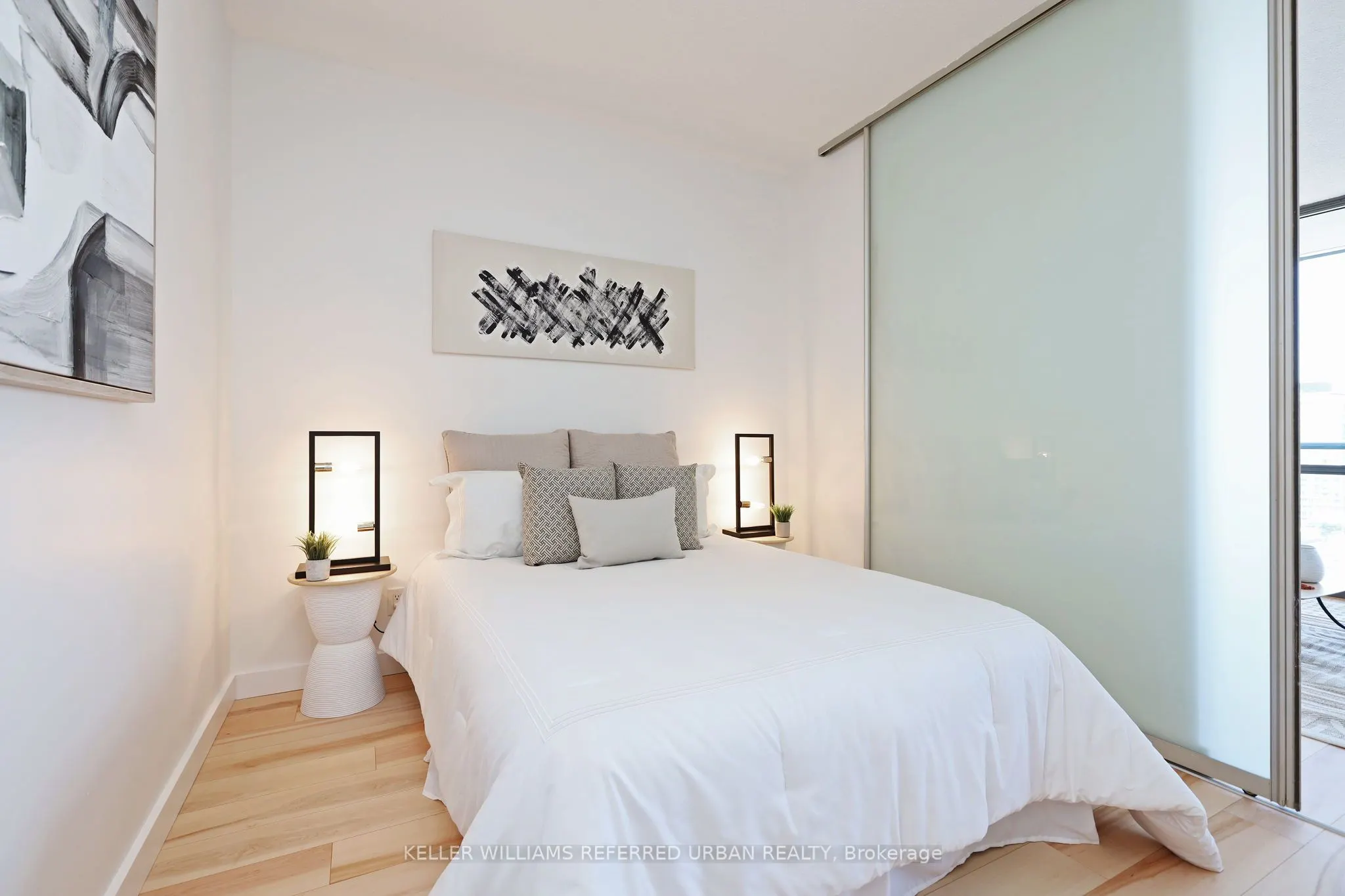 33 Mill Street, #1801