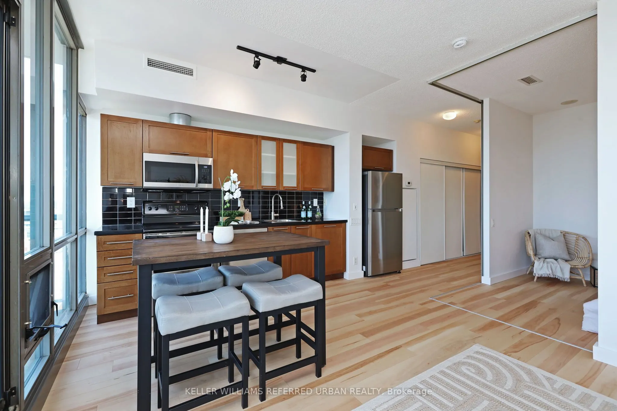 33 Mill Street, #1801