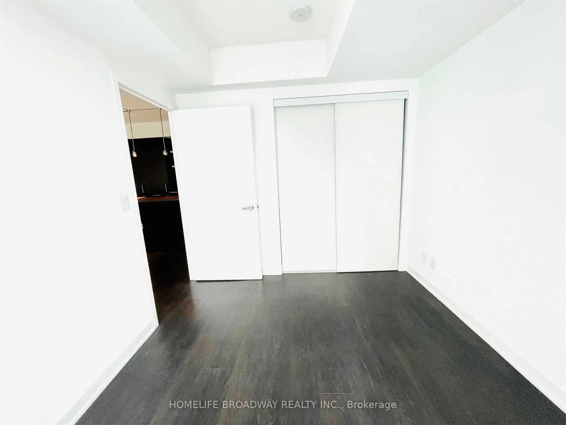 100 Harbour Street, #4006