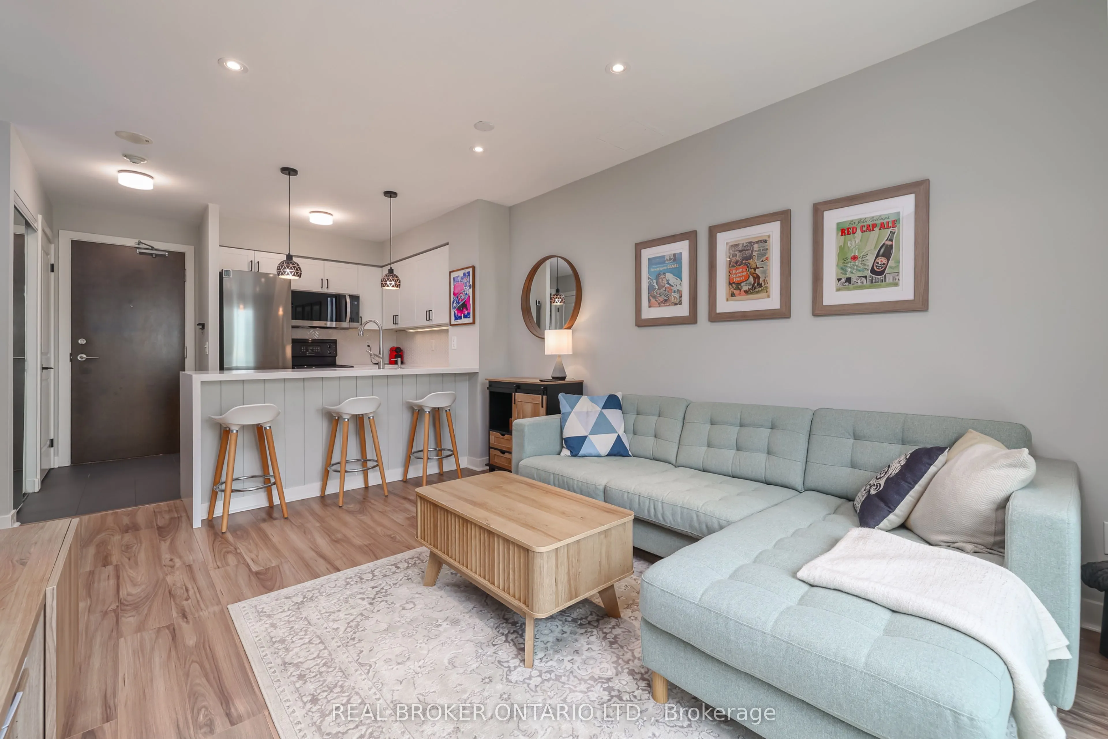 50 Lynn Williams Street, #905