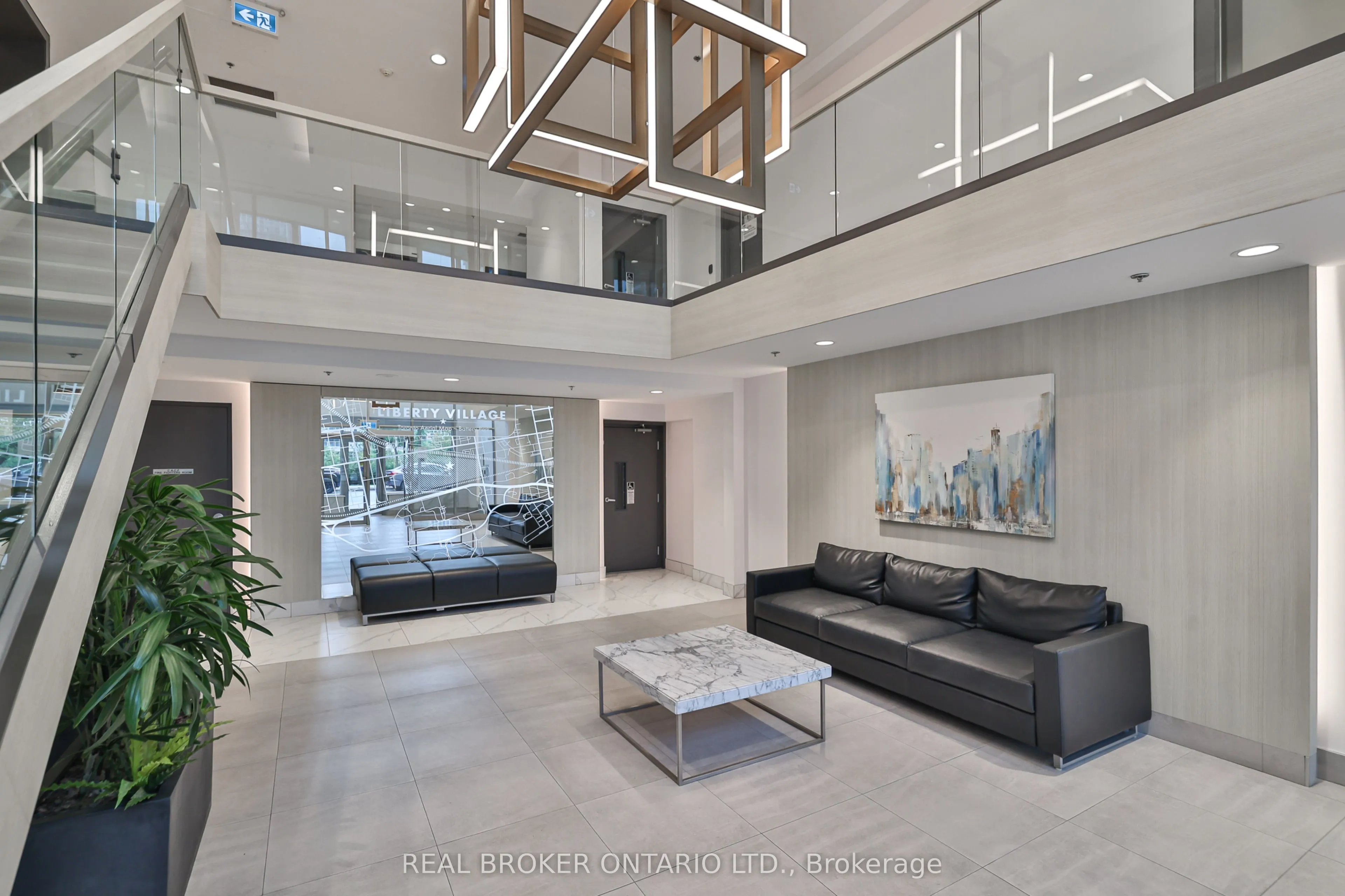 50 Lynn Williams Street, #905