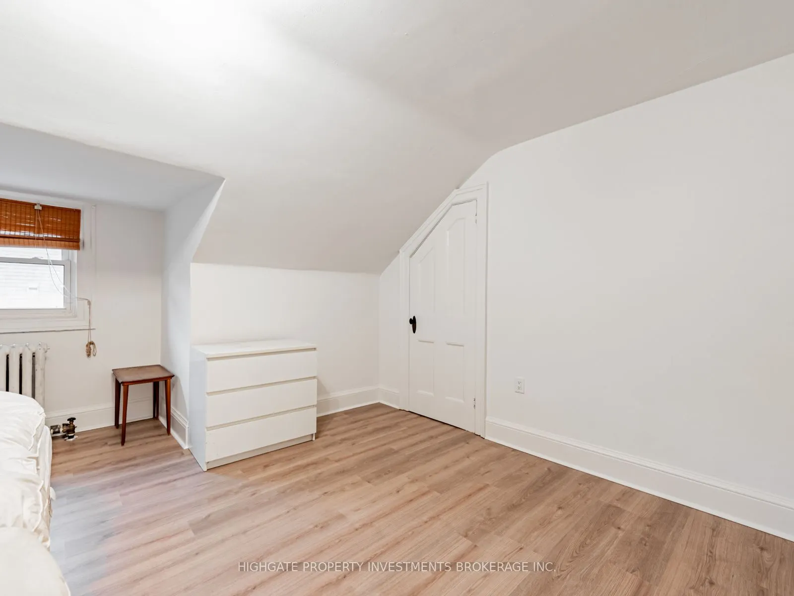 351 Palmerston Boulevard, #3rd Flr