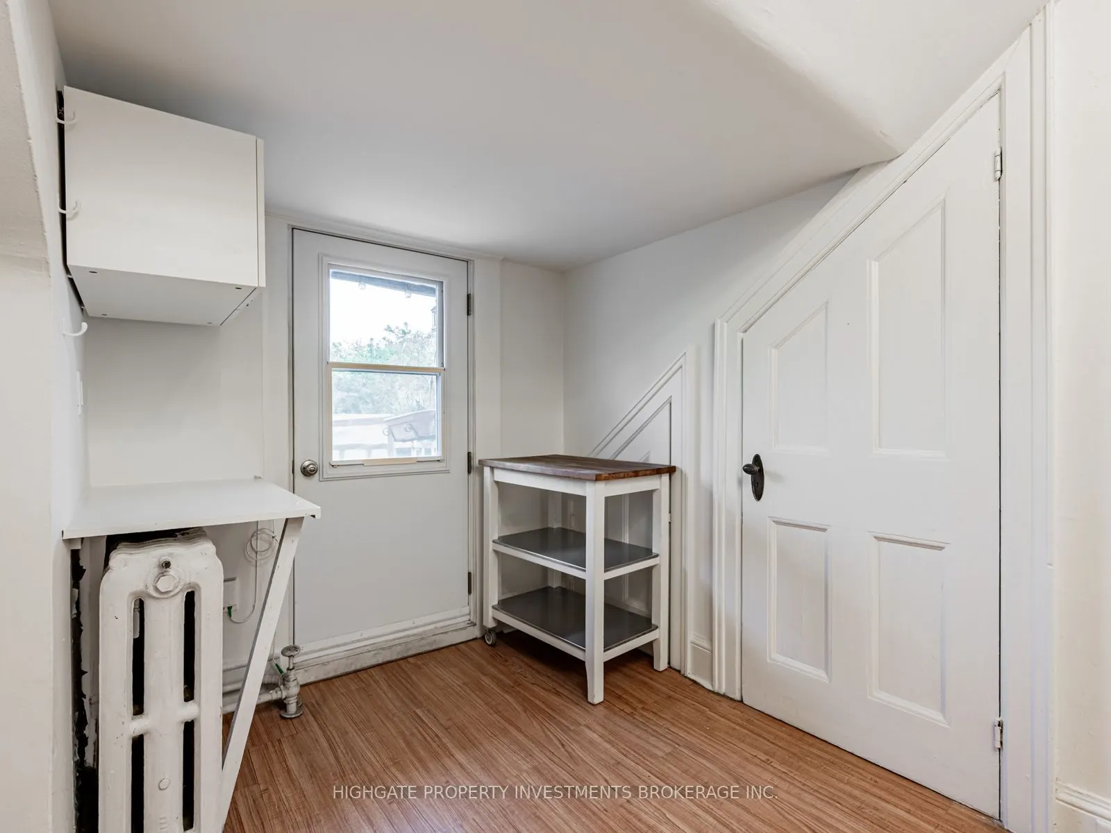 351 Palmerston Boulevard, #3rd Flr