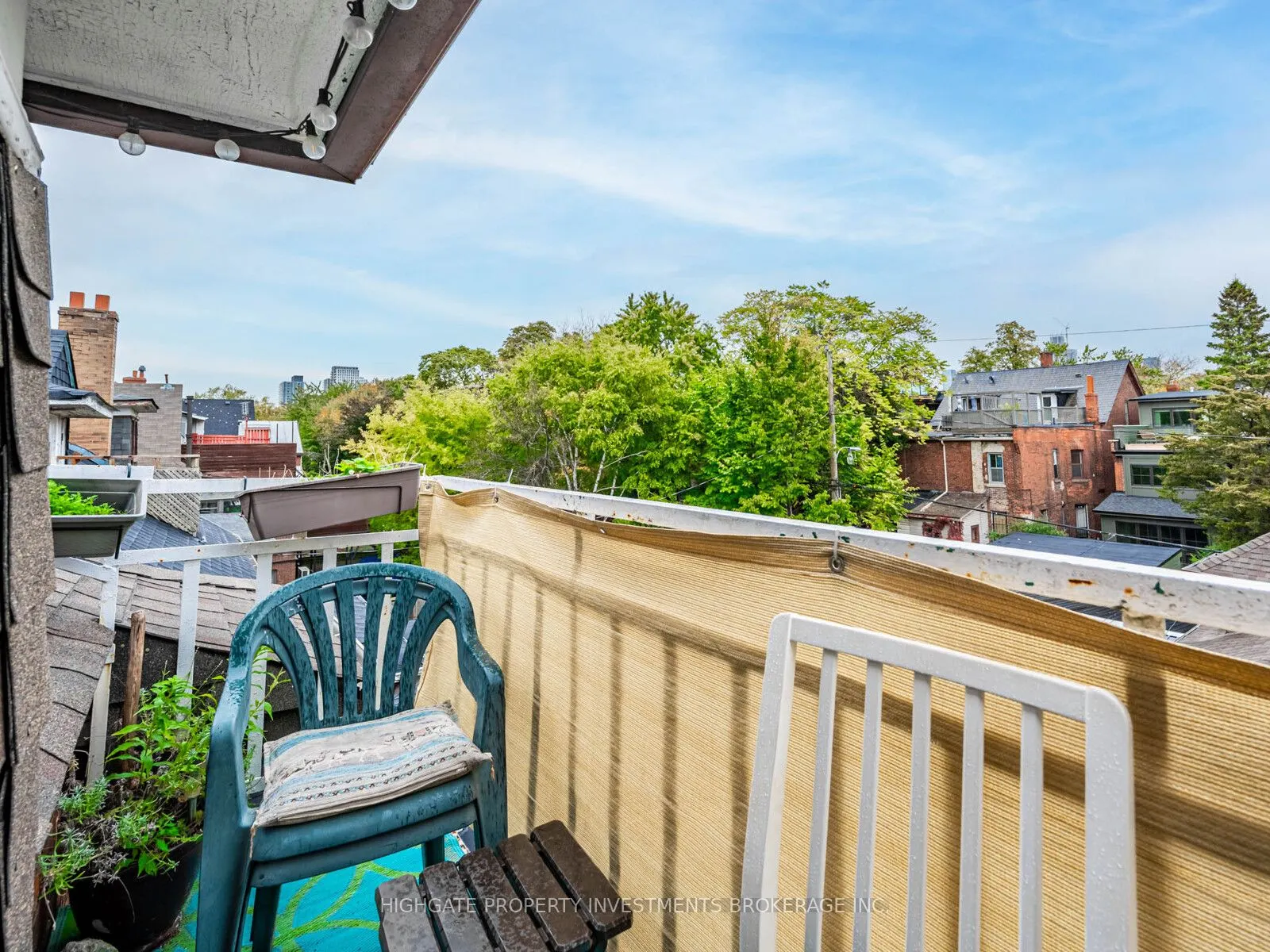 351 Palmerston Boulevard, #3rd Flr