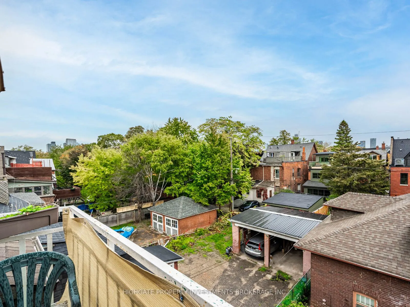 351 Palmerston Boulevard, #3rd Flr