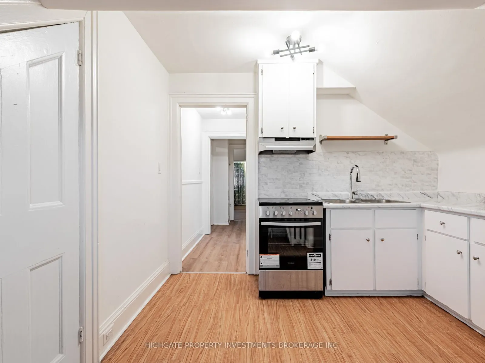 351 Palmerston Boulevard, #3rd Flr