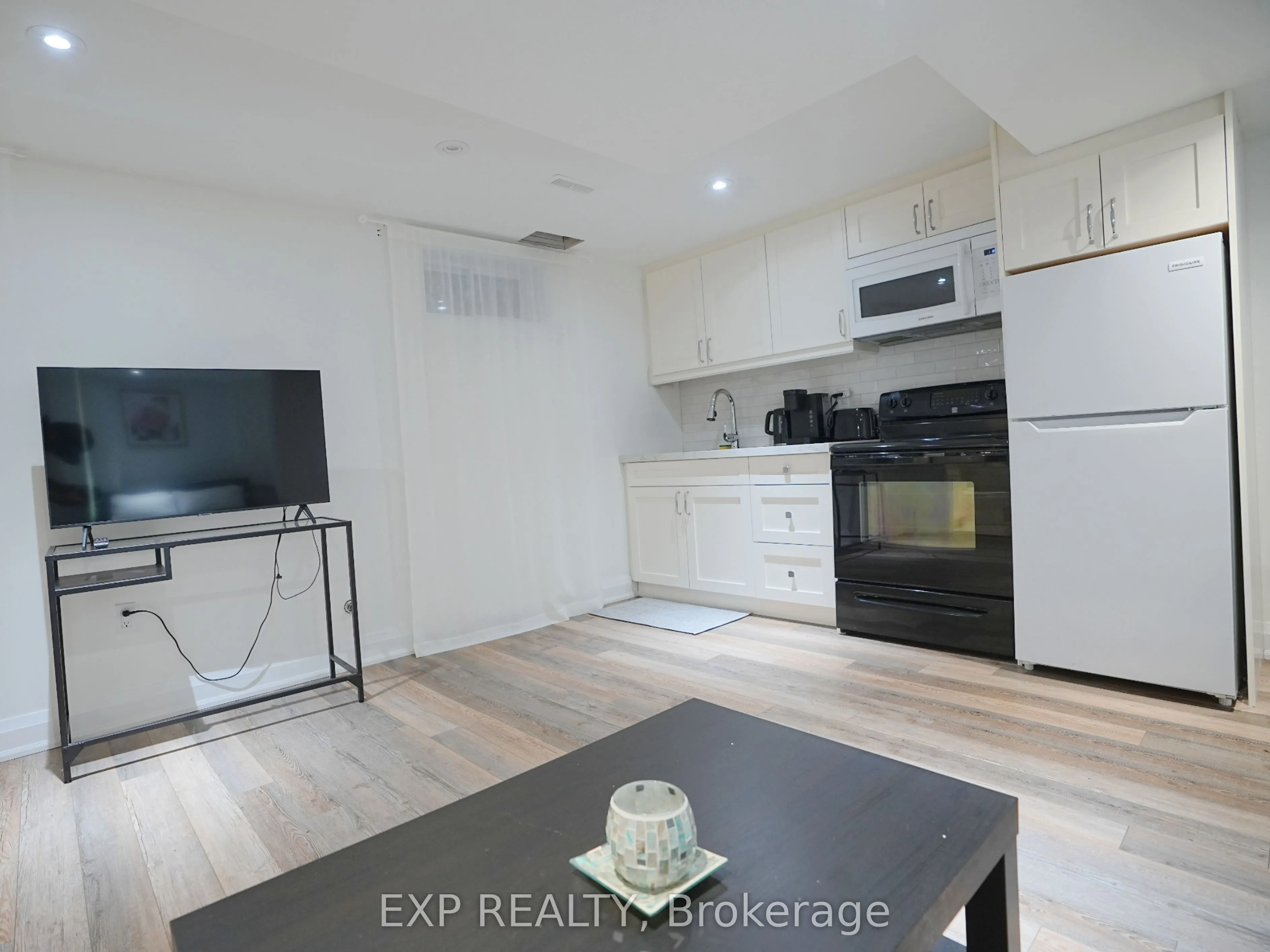 38 Tarbert Road