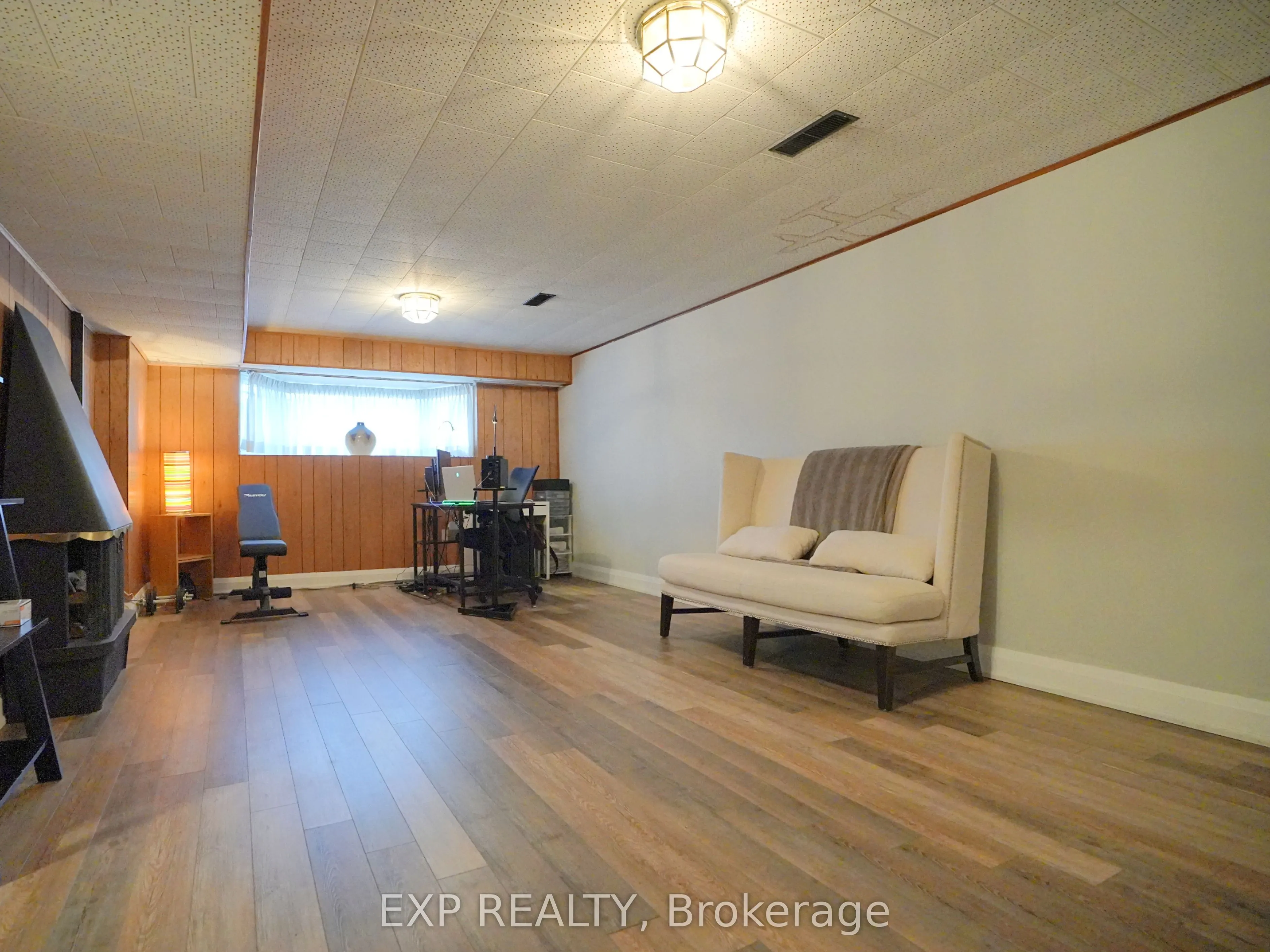 38 Tarbert Road