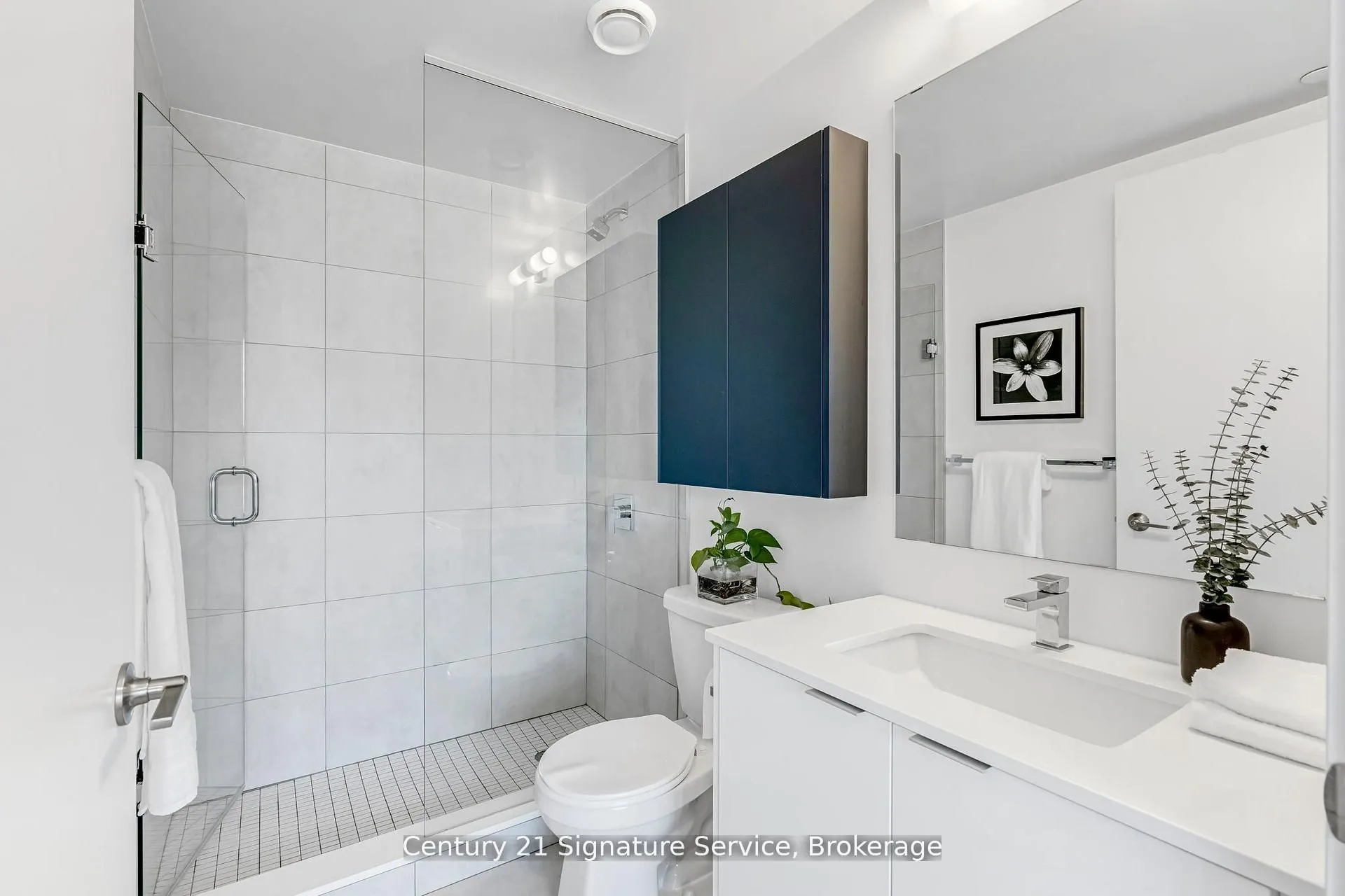 8 Tippett Road, #803