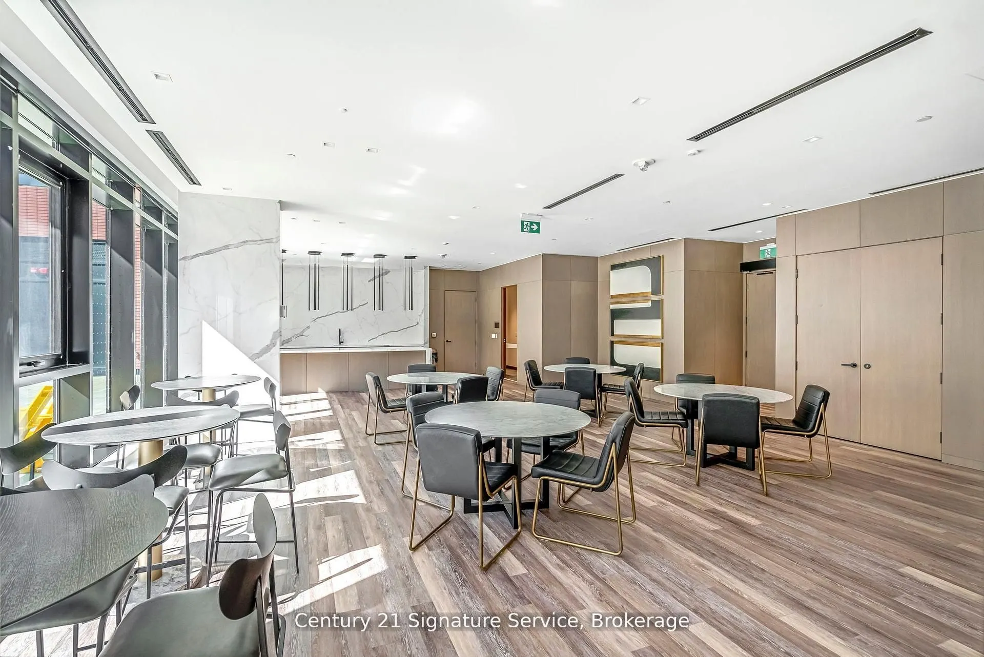 8 Tippett Road, #803