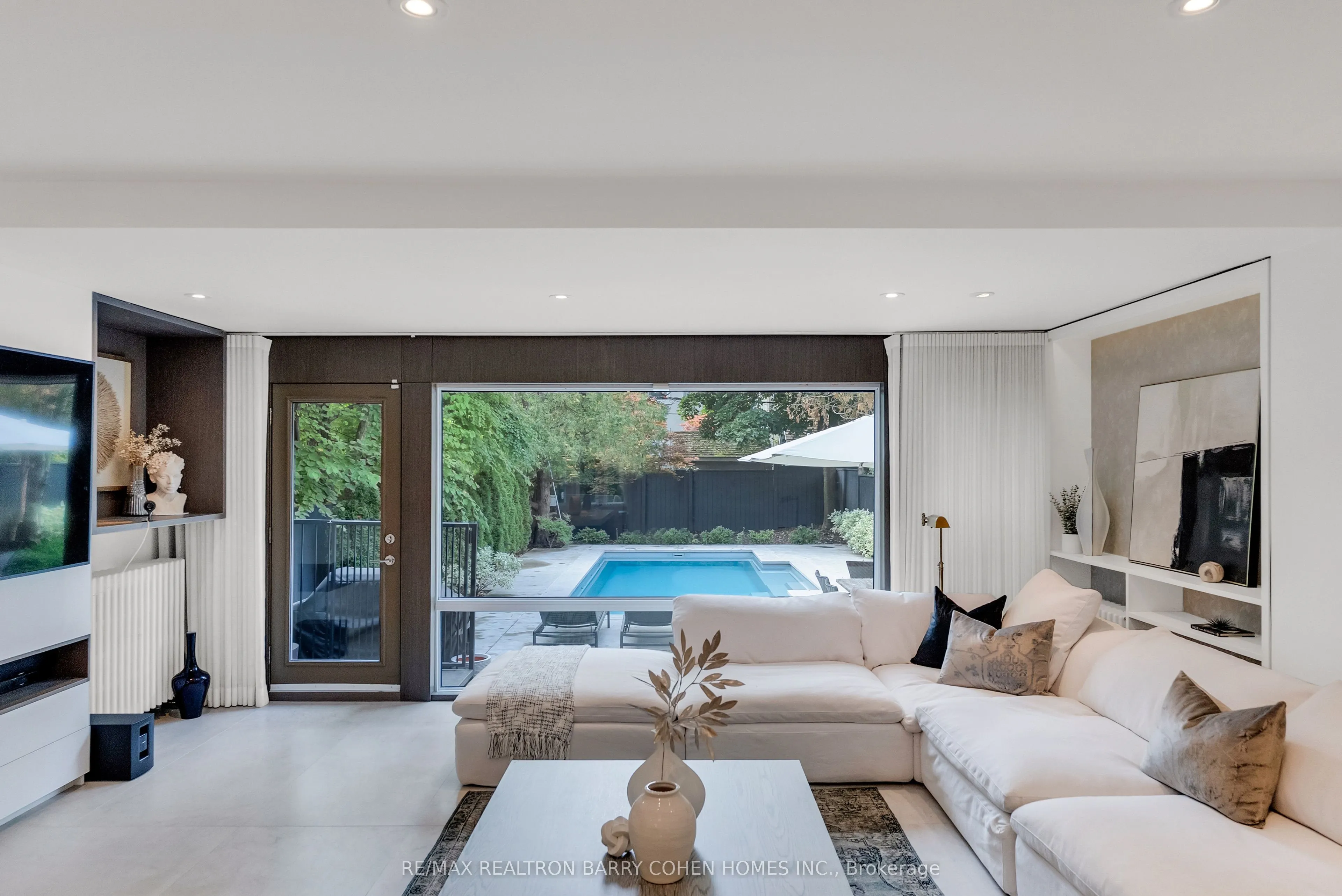 18 Astley Avenue