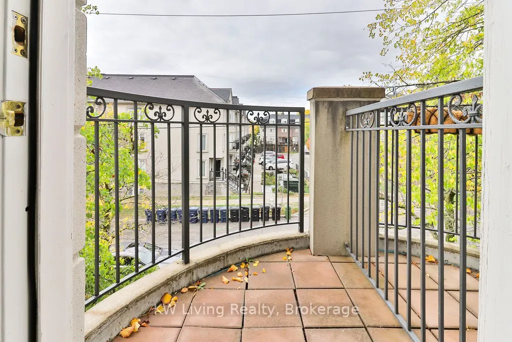 108 Finch Avenue W, #A12