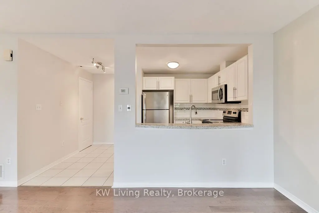 108 Finch Avenue W, #A12