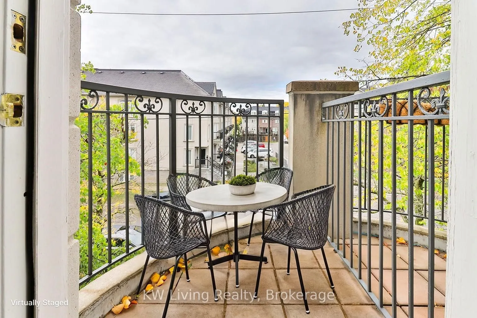 108 Finch Avenue W, #A12
