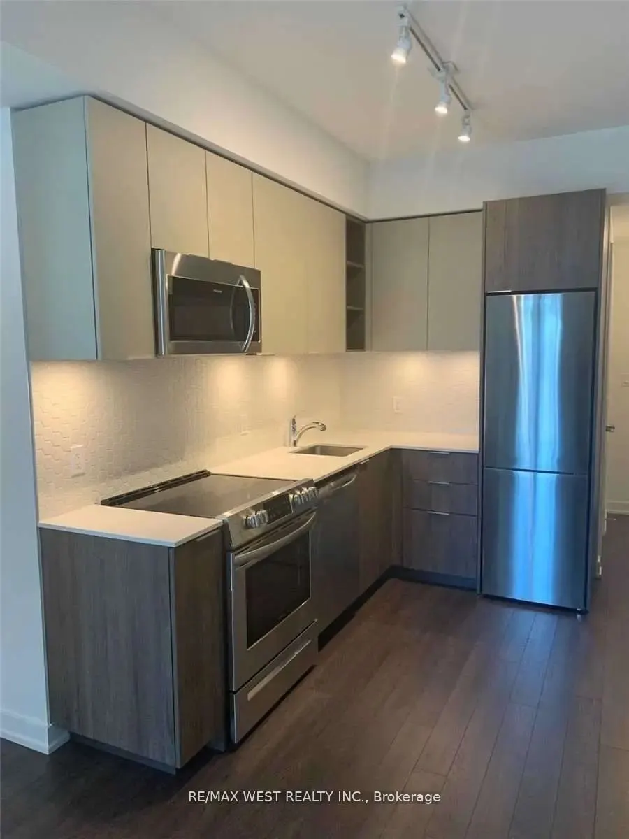 30 Ordnance Street, #1405