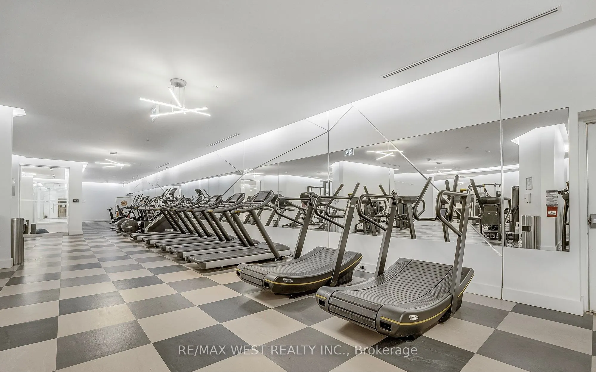 30 Ordnance Street, #1405
