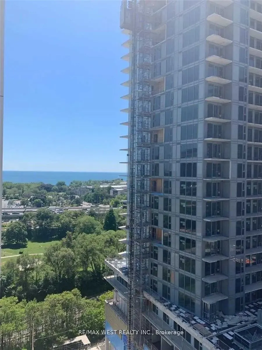 30 Ordnance Street, #1405
