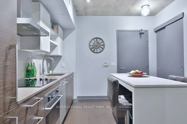 1030 King Street W, #351