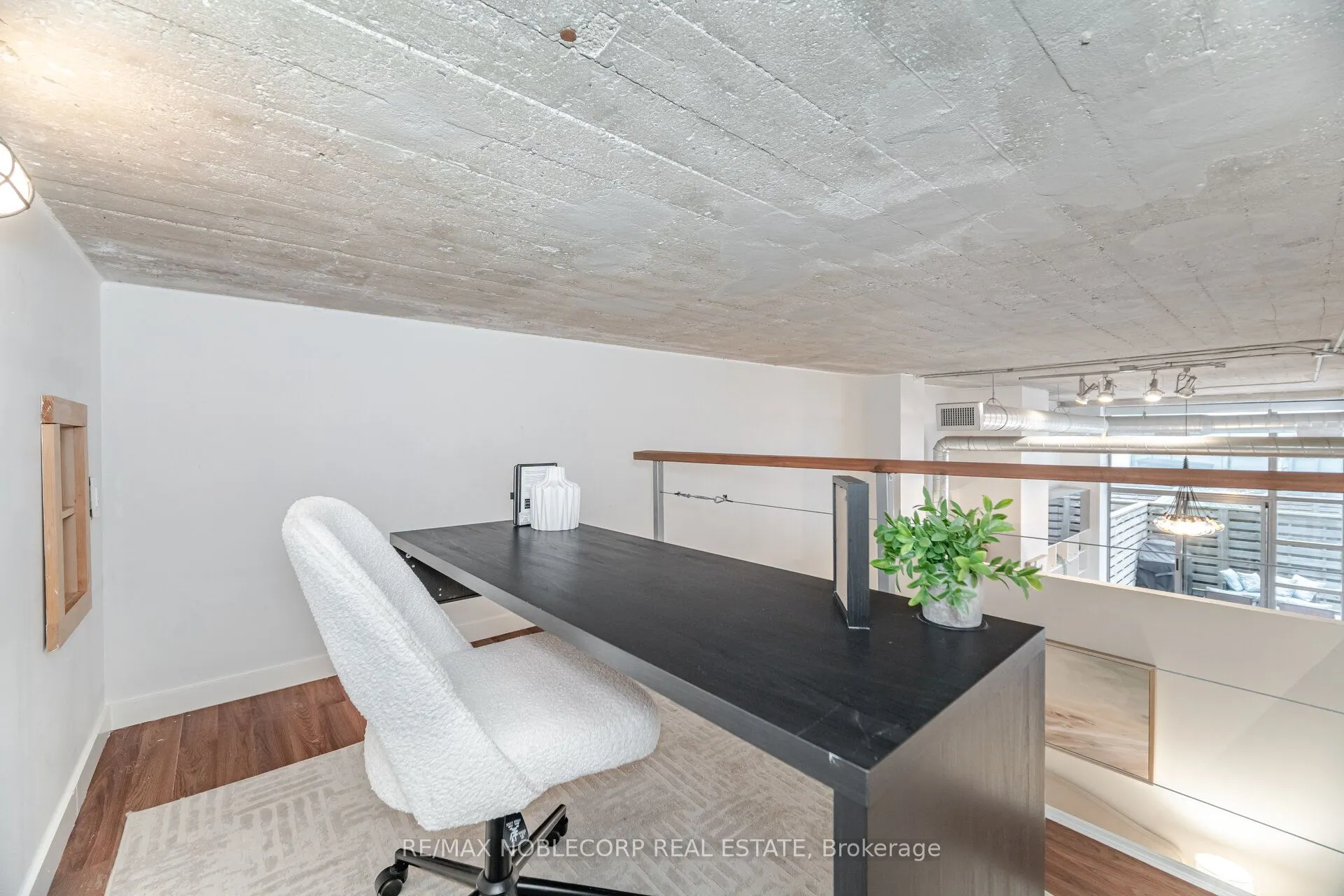 637 Lake Shore Boulevard, #228