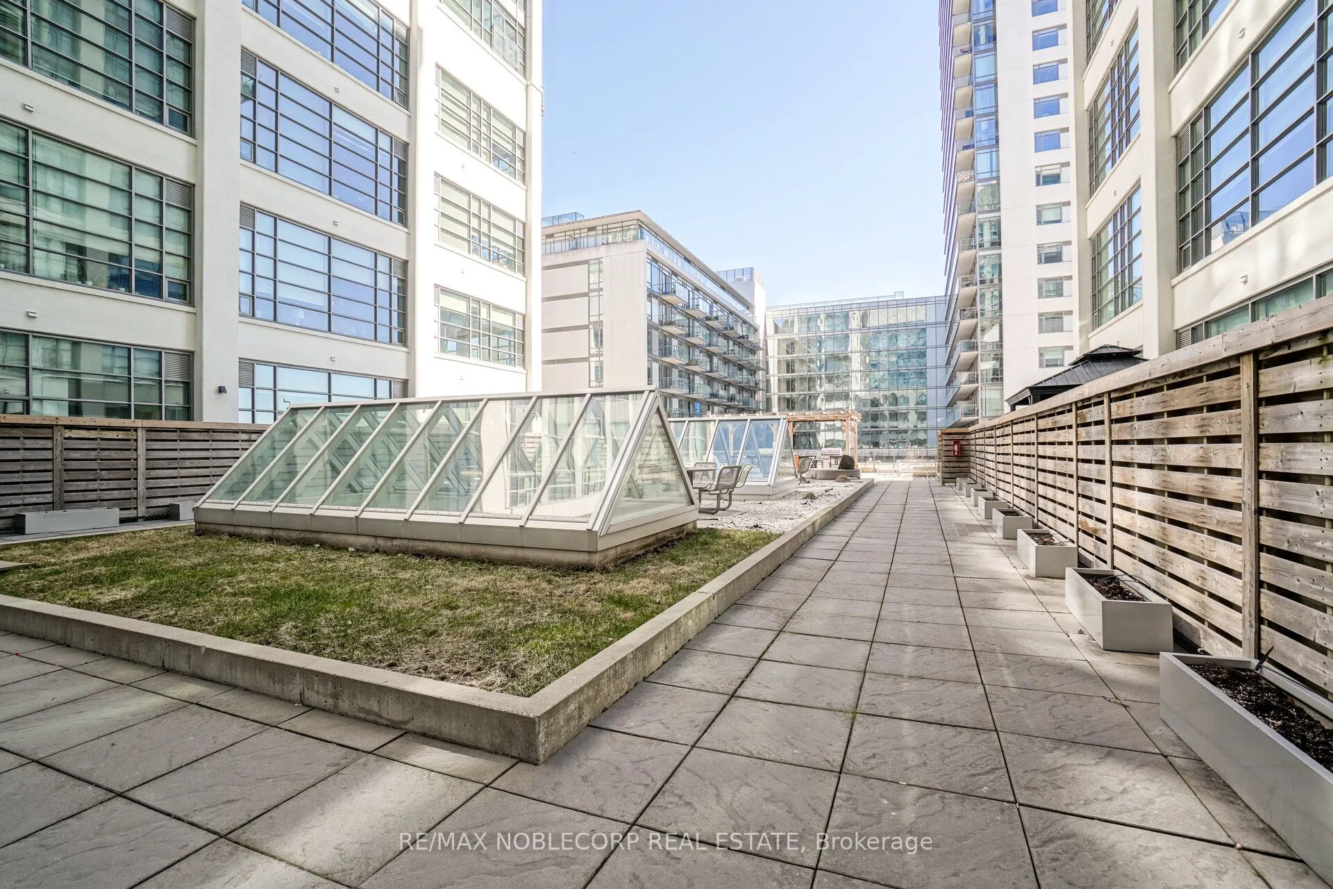 637 Lake Shore Boulevard, #228