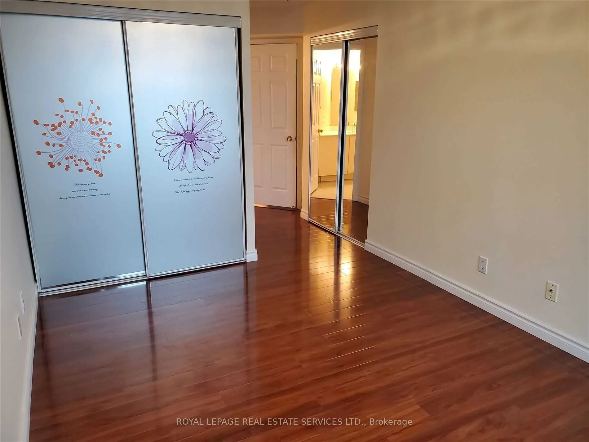 8 Hillcrest Avenue, #2015