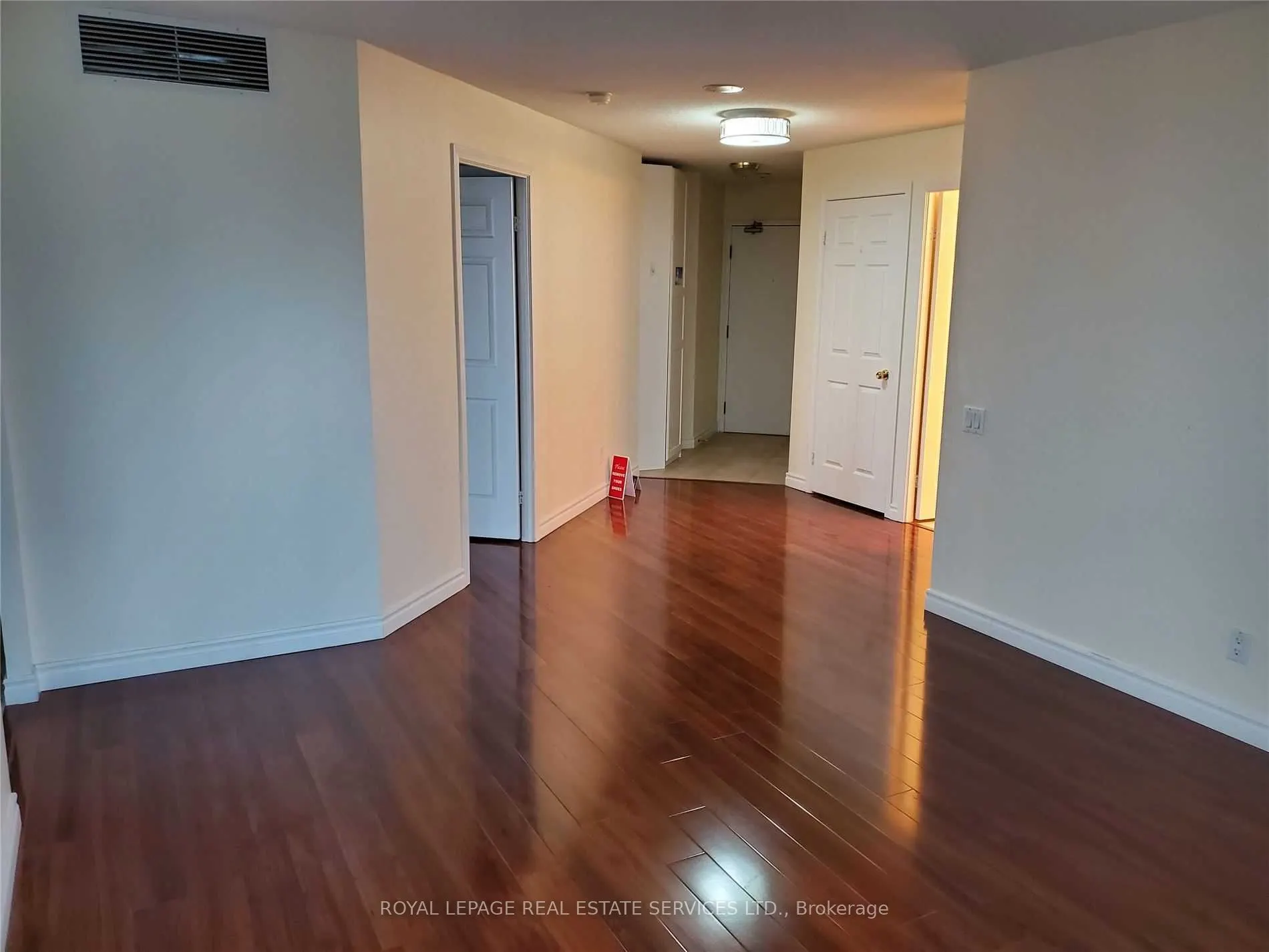 8 Hillcrest Avenue, #2015