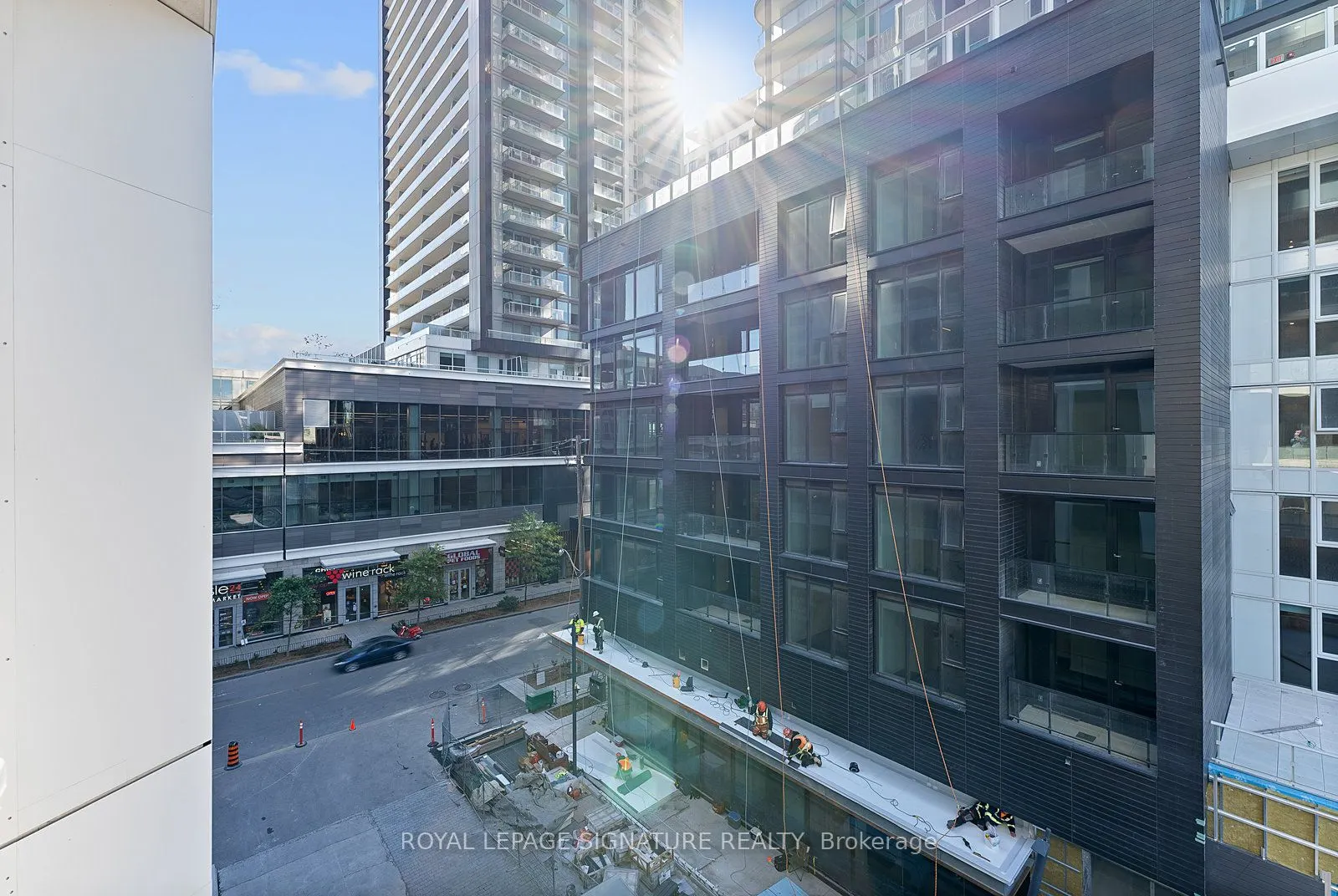 50 Ordnance Street, #405