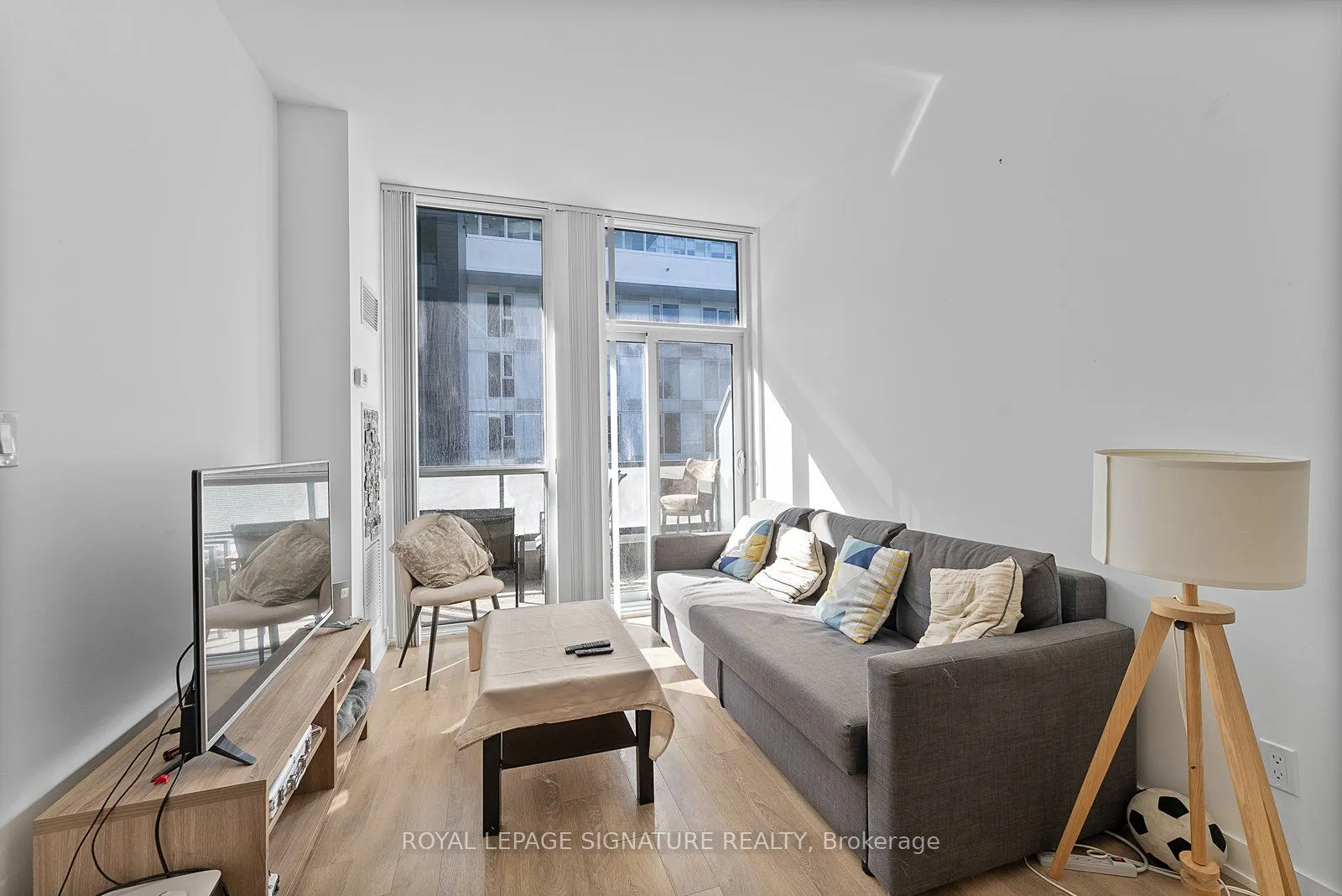 50 Ordnance Street, #405