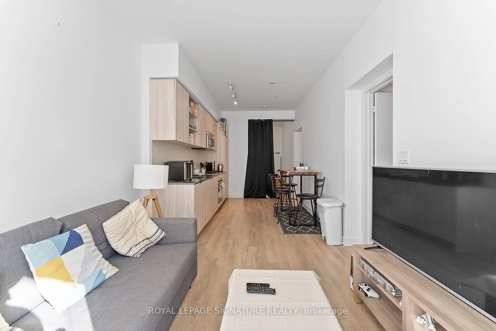 50 Ordnance Street, #405