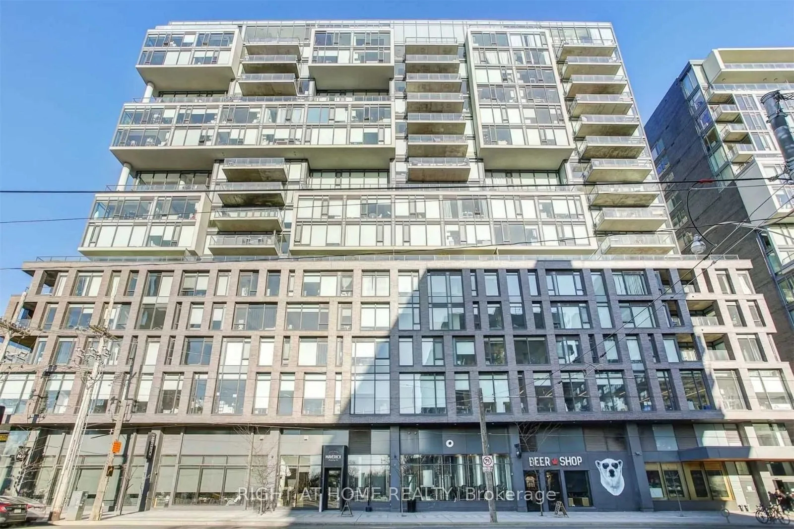 111 Bathurst Street, #408