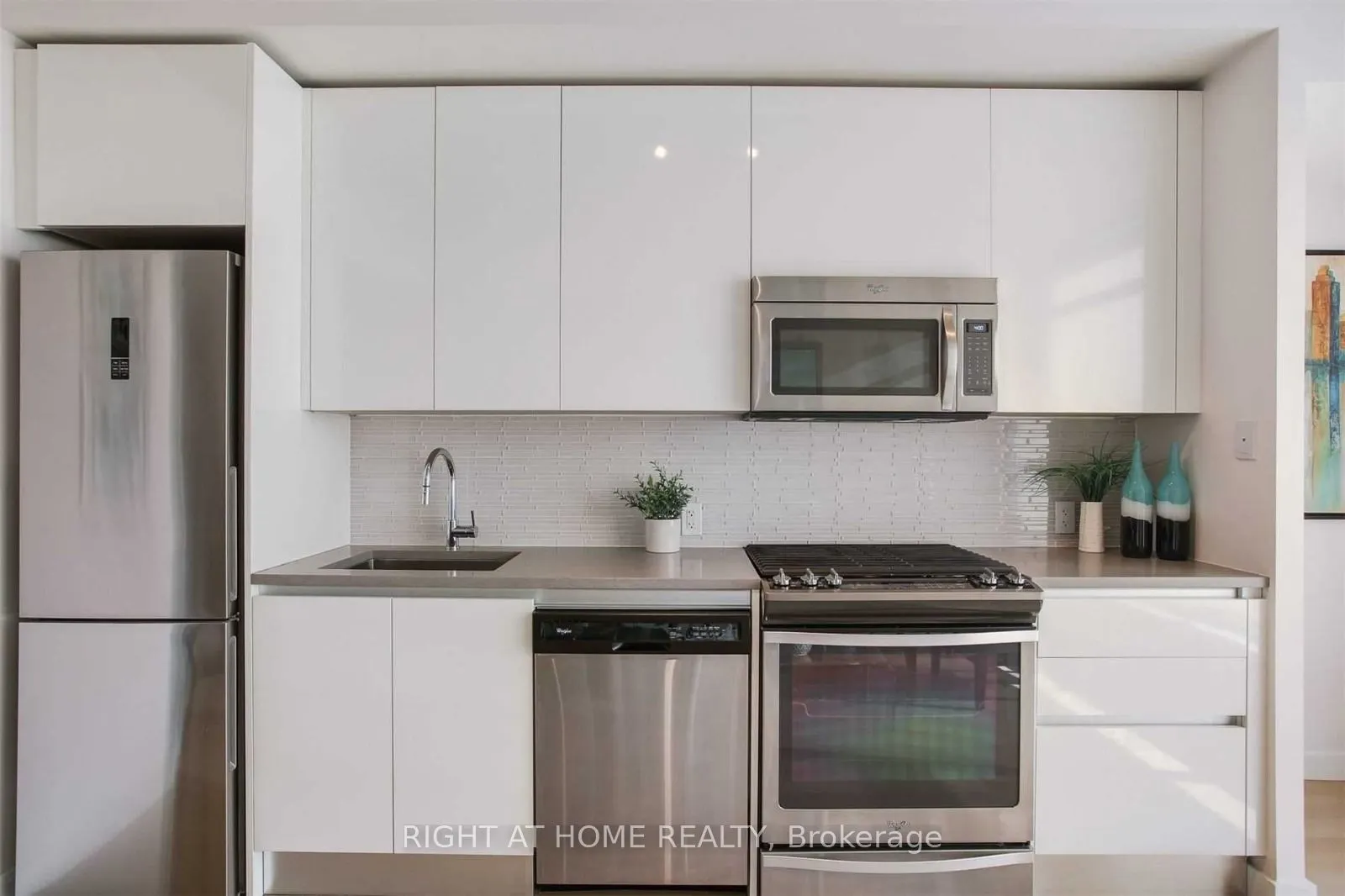 111 Bathurst Street, #408
