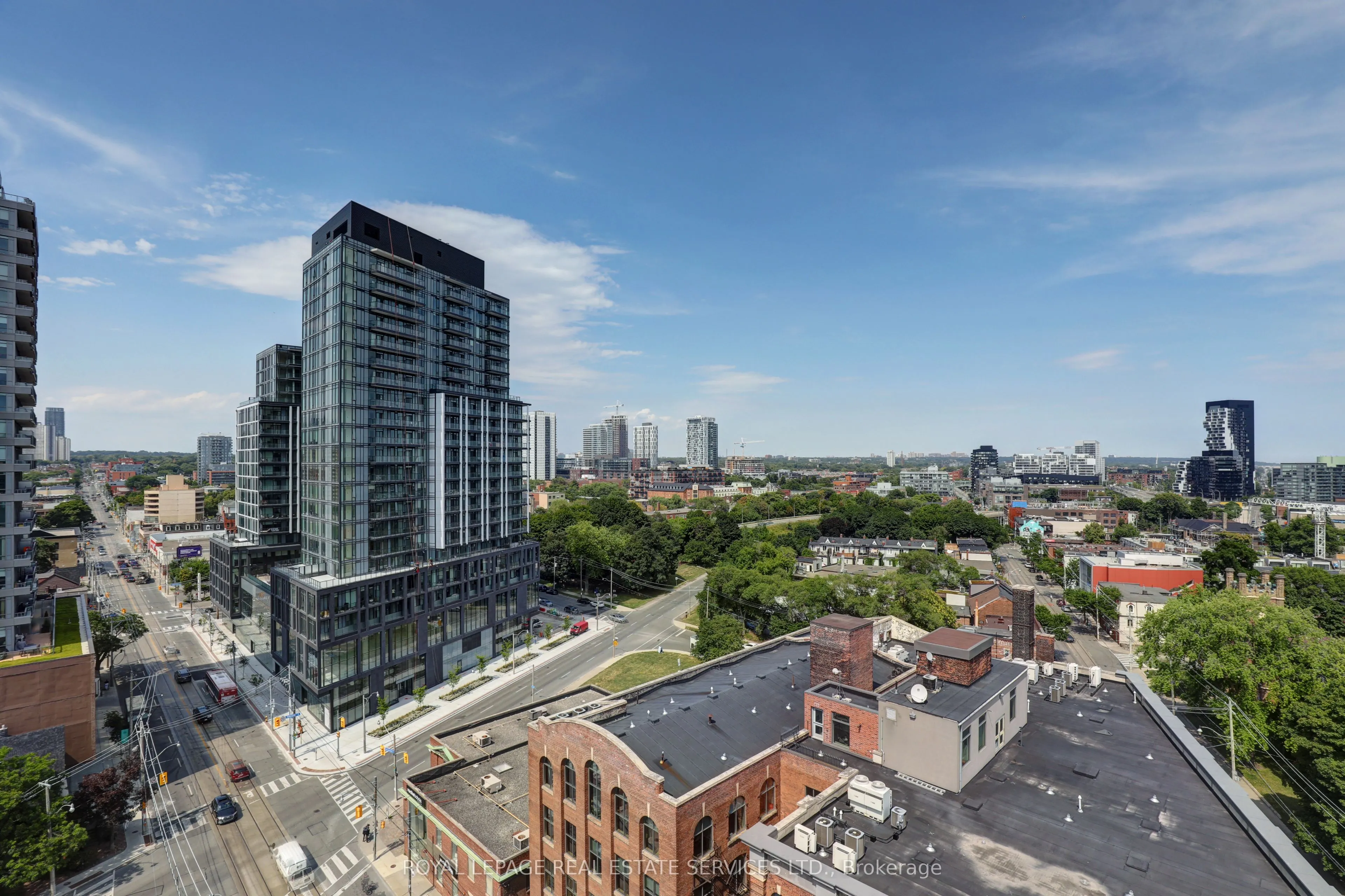 318 King Street E, #1305
