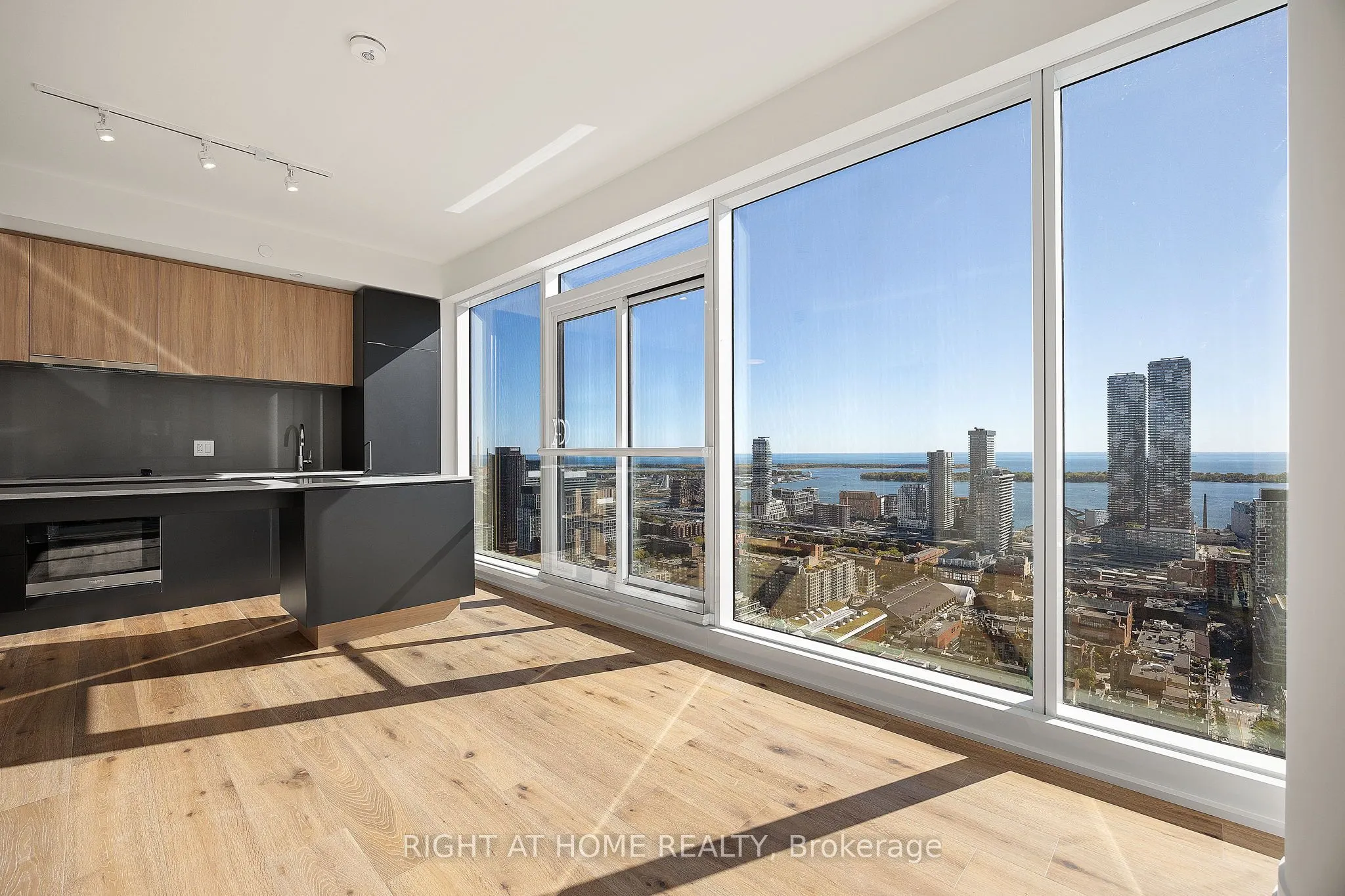 89 church Street, #4608