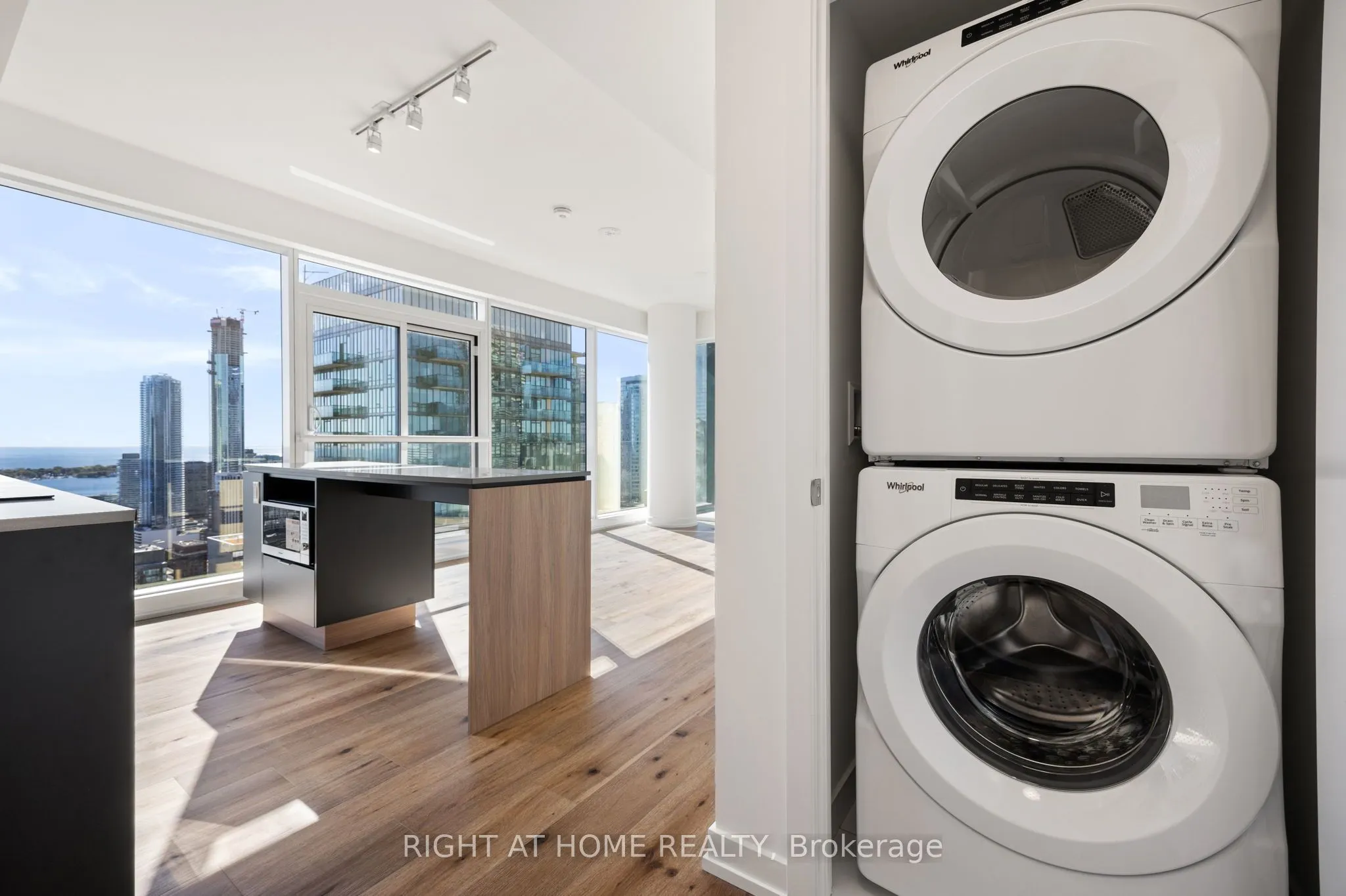 89 church Street, #4608