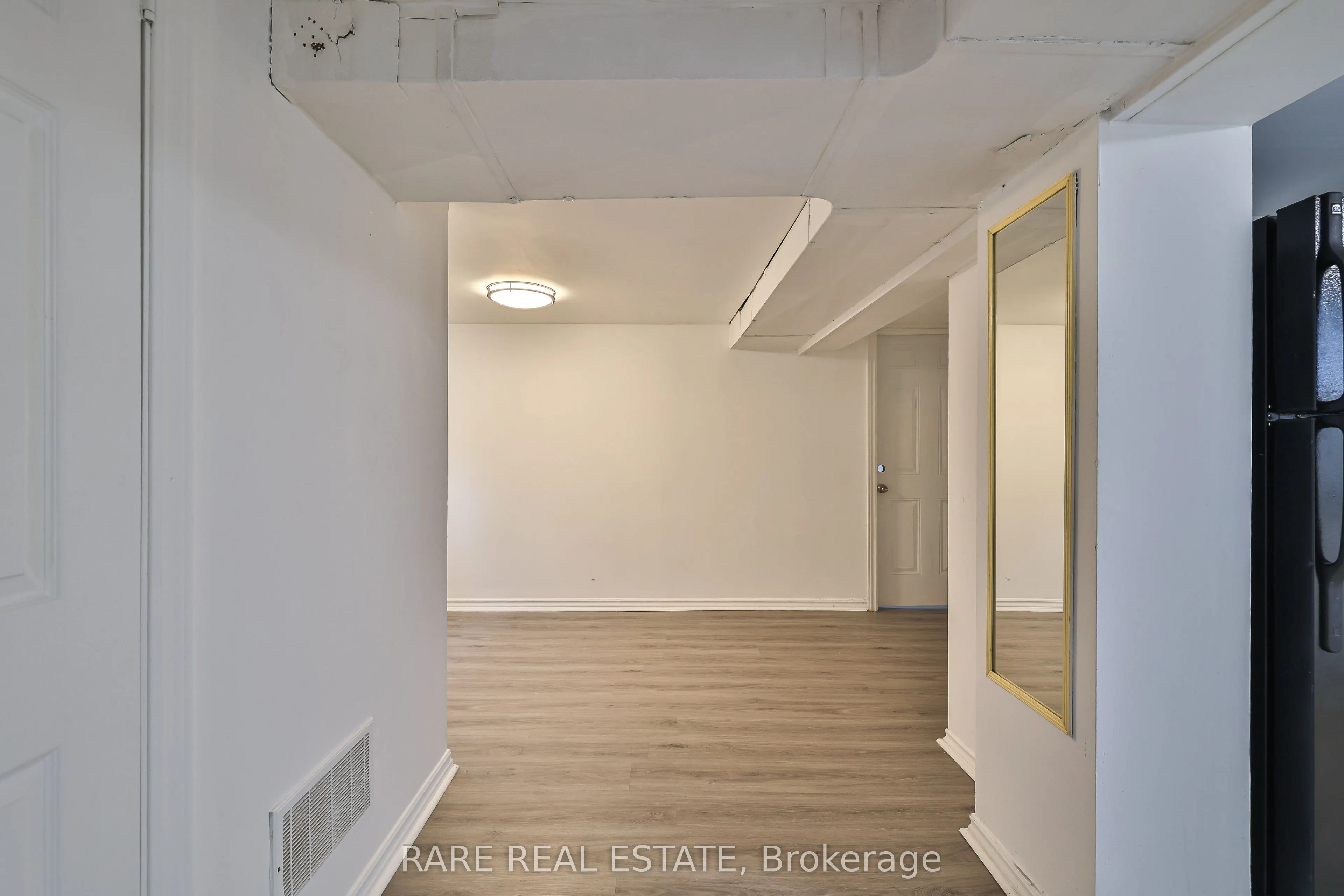 627 Sheppard Avenue W