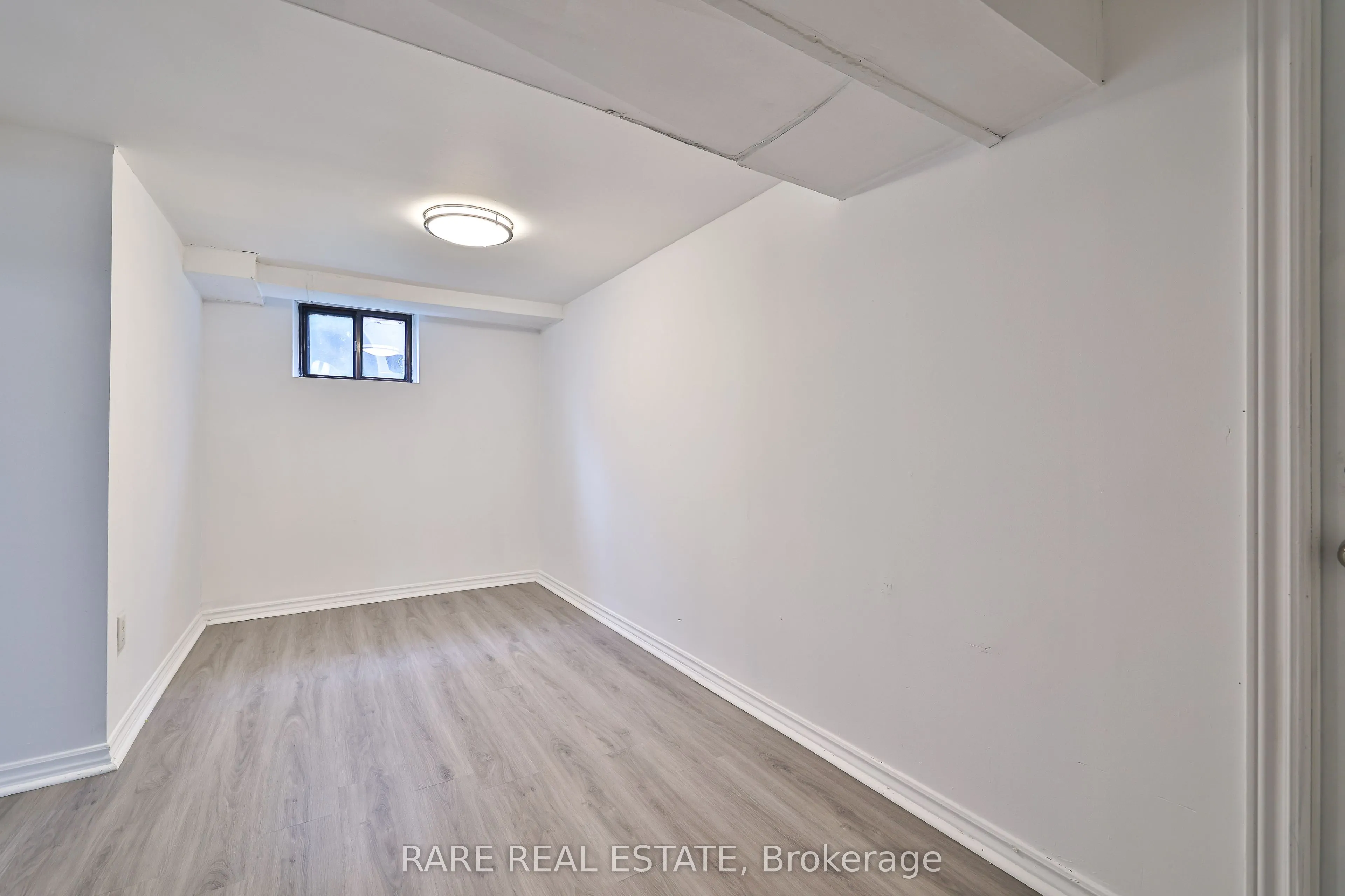 627 Sheppard Avenue W