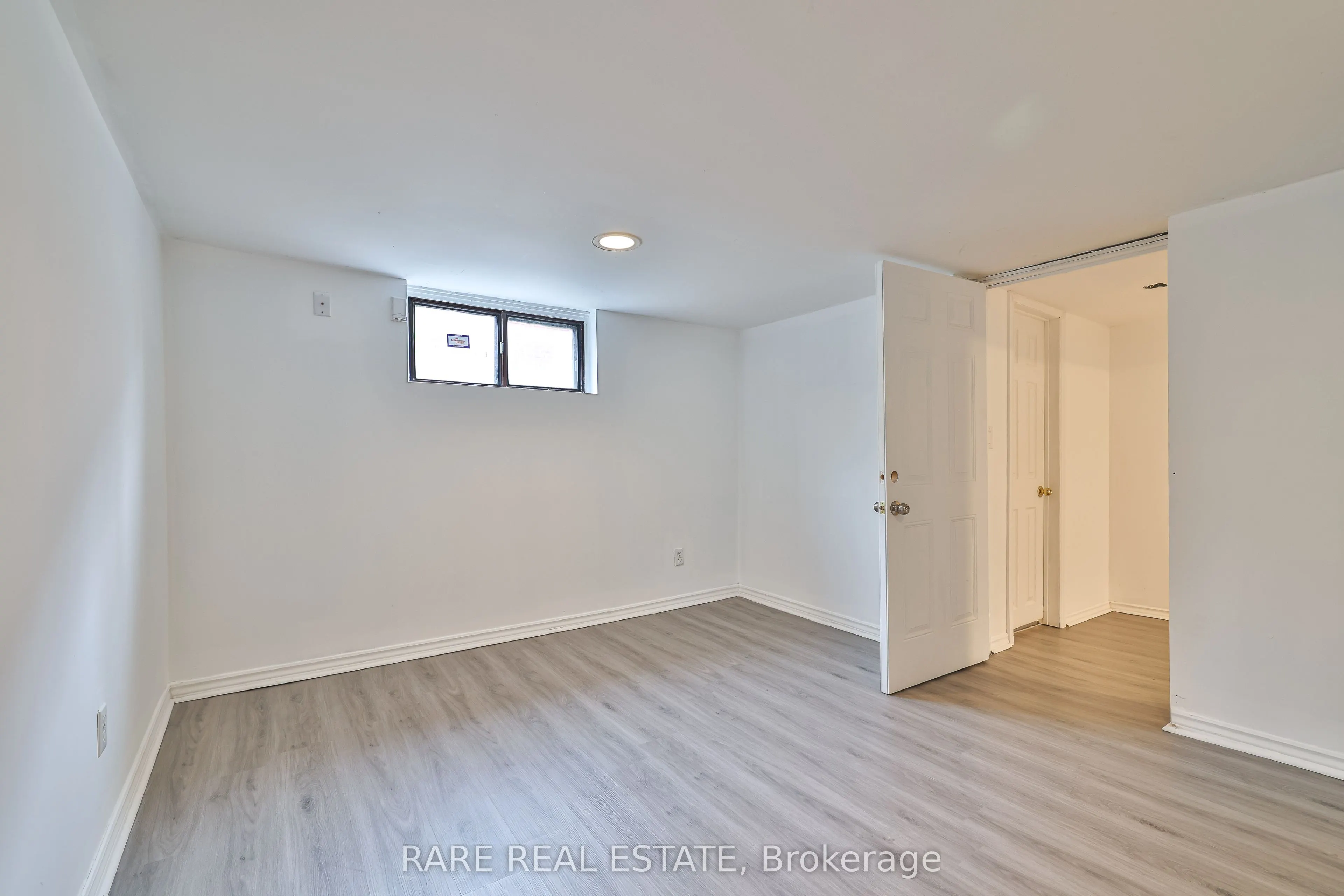 627 Sheppard Avenue W