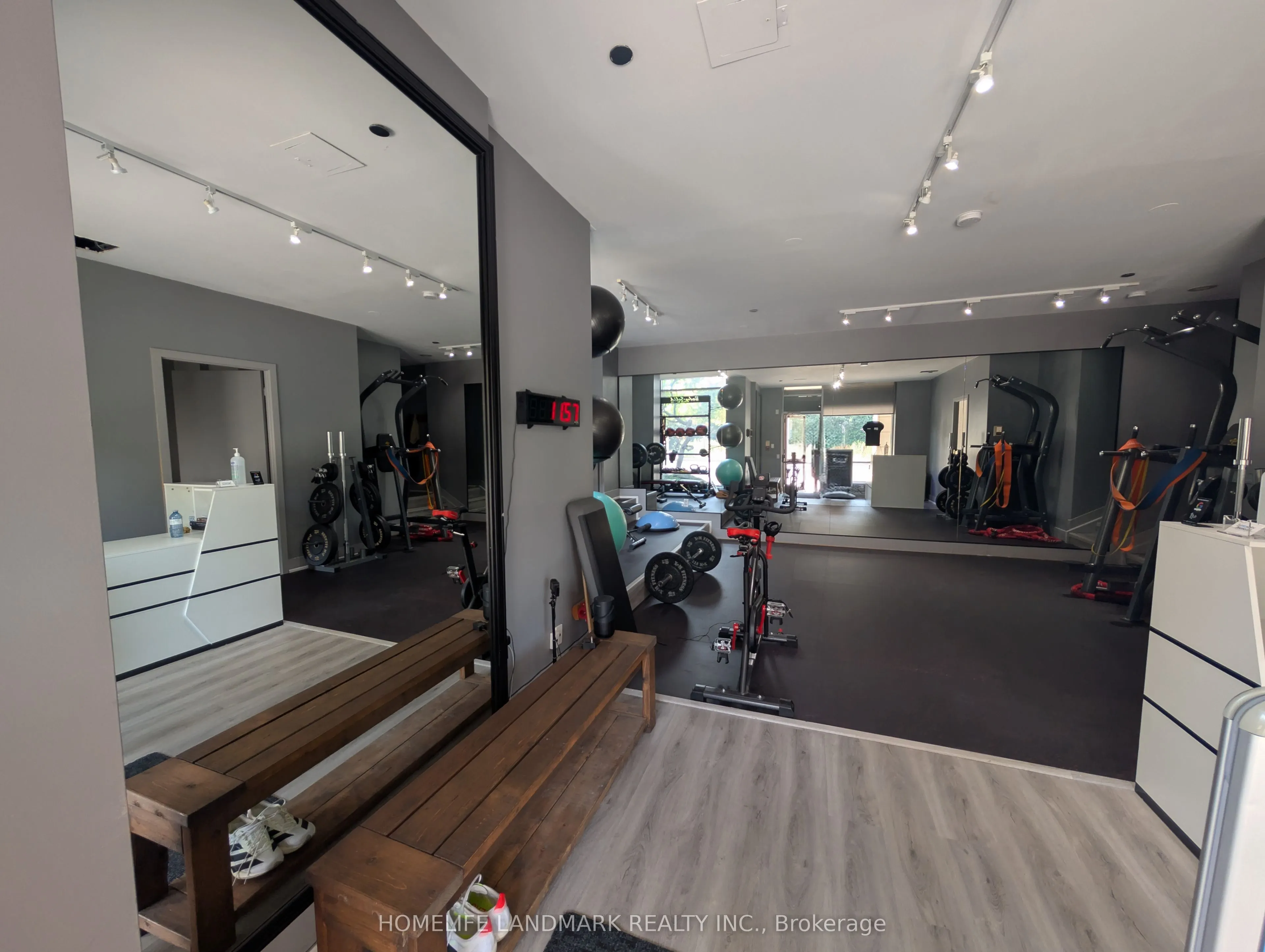 510 Queens Quay W