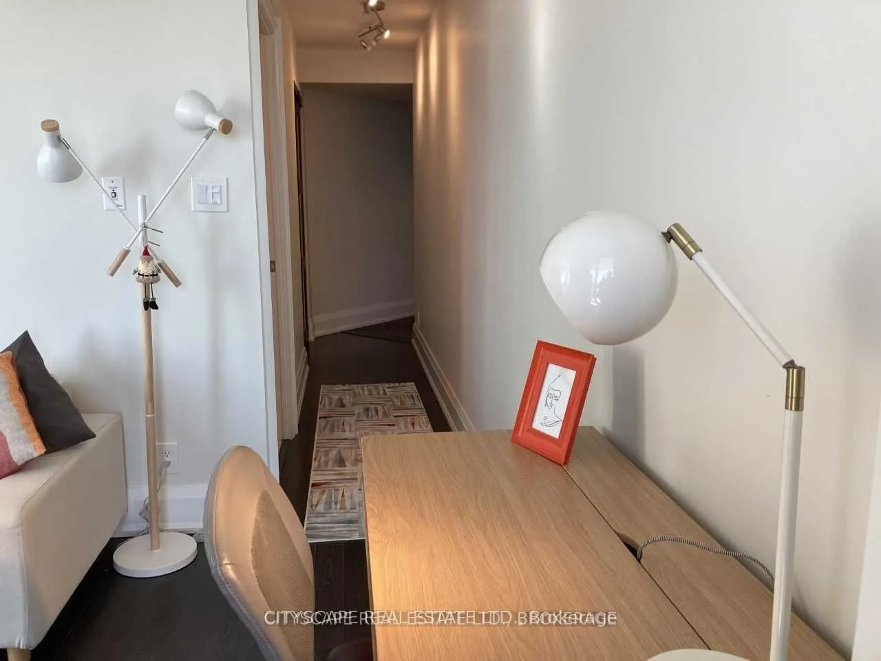 230 Queens Quay West, #826