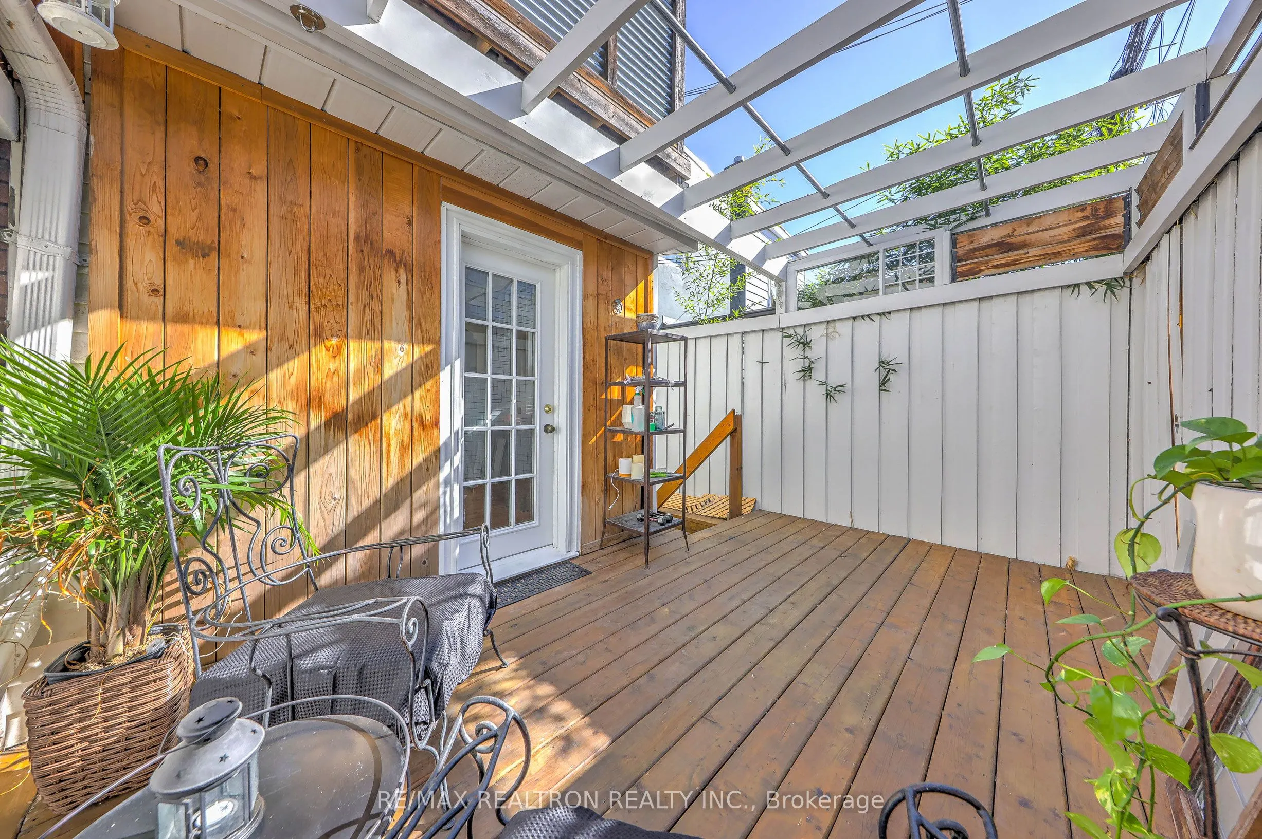 146 Manning Avenue