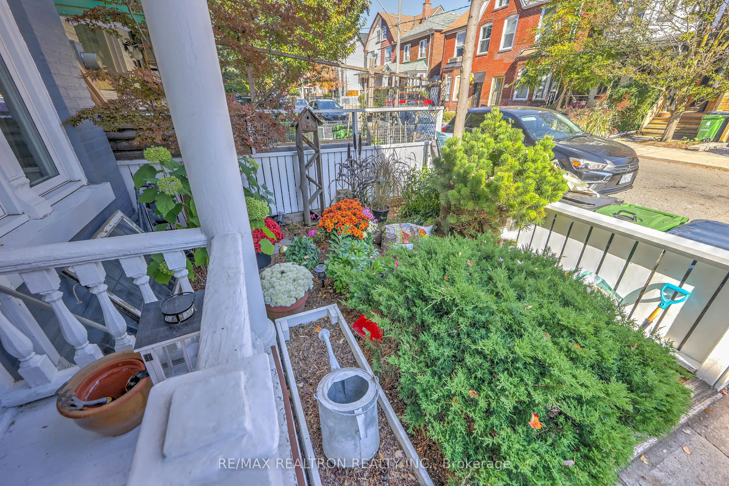 146 Manning Avenue