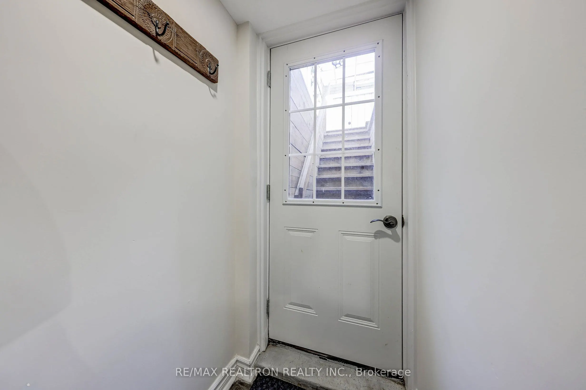 146 Manning Avenue