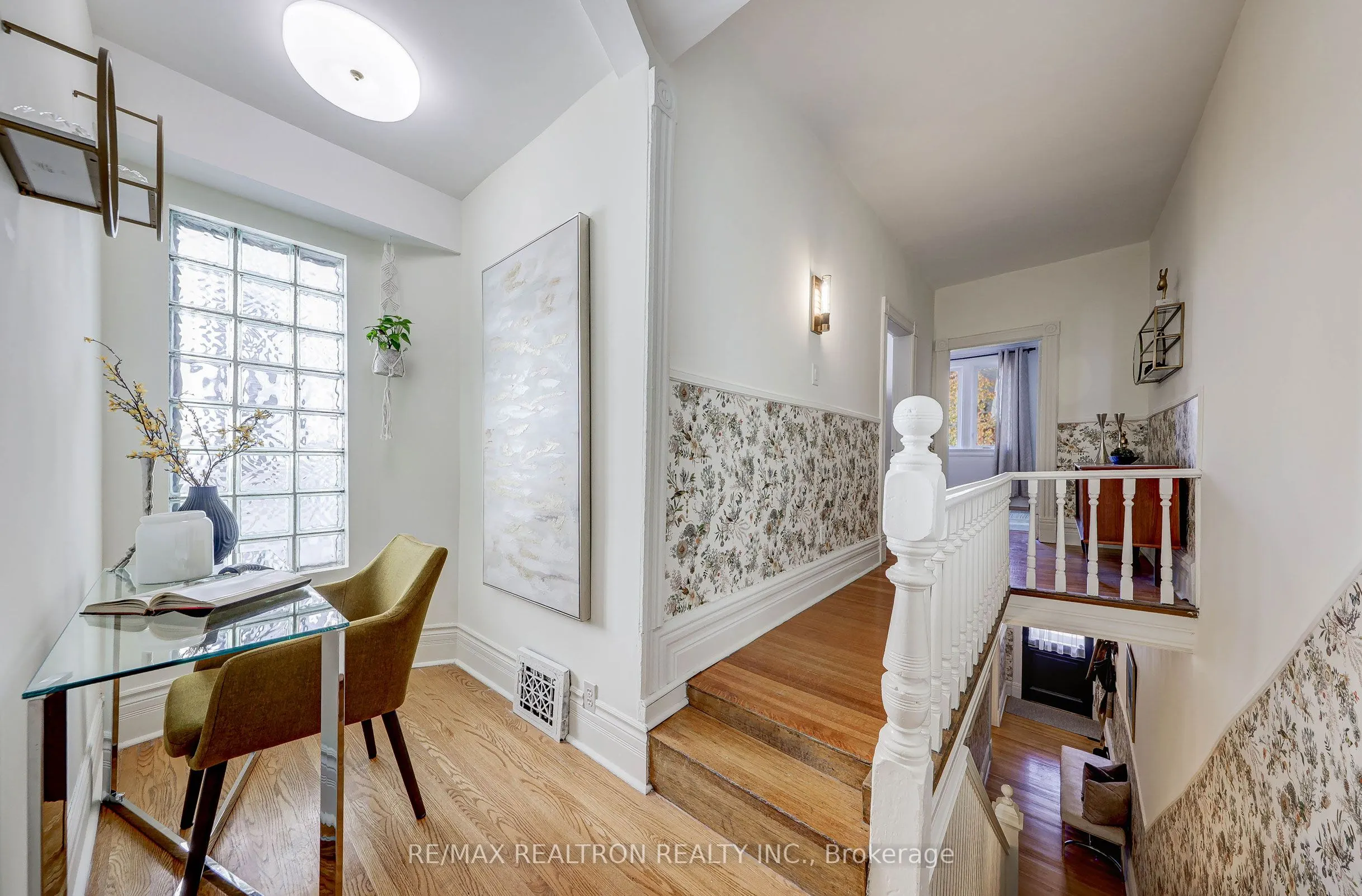 146 Manning Avenue