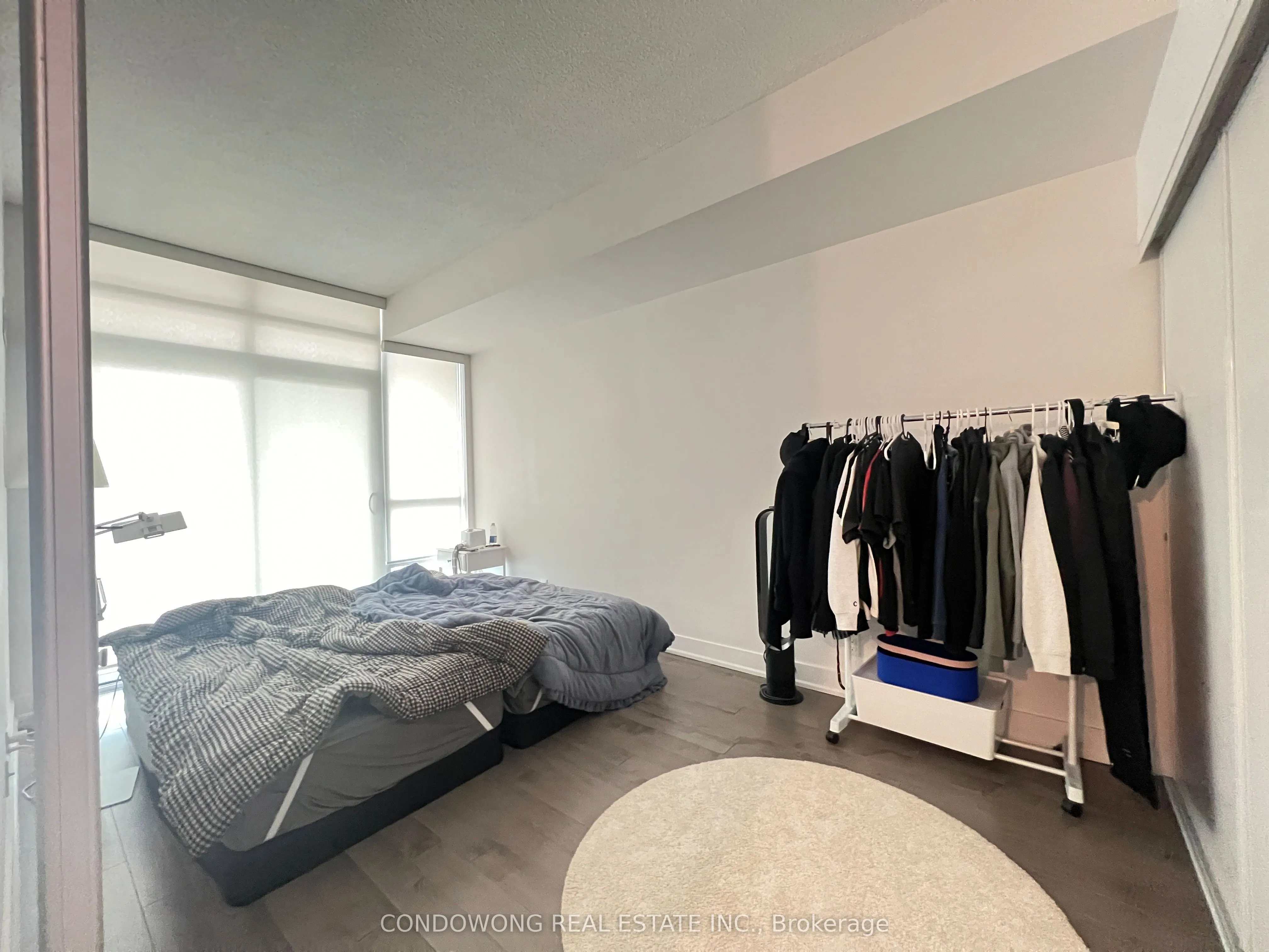 26 Norton Avenue, #610